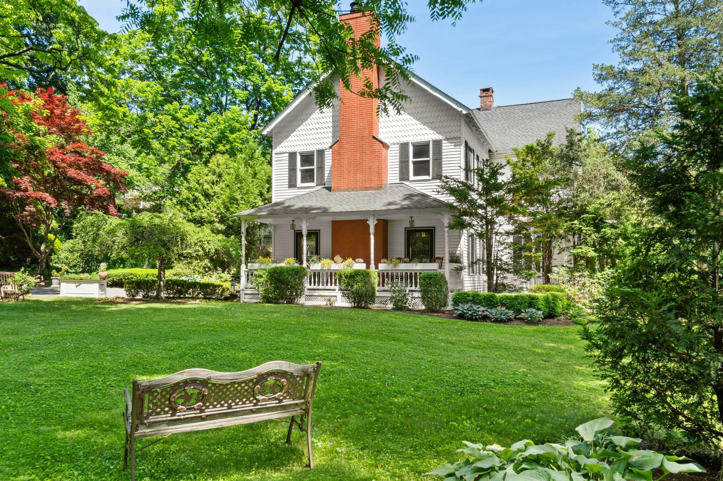 Backyard-privacy-170-New-Canaan-Avenue-Norwalk-CT_007.jpg