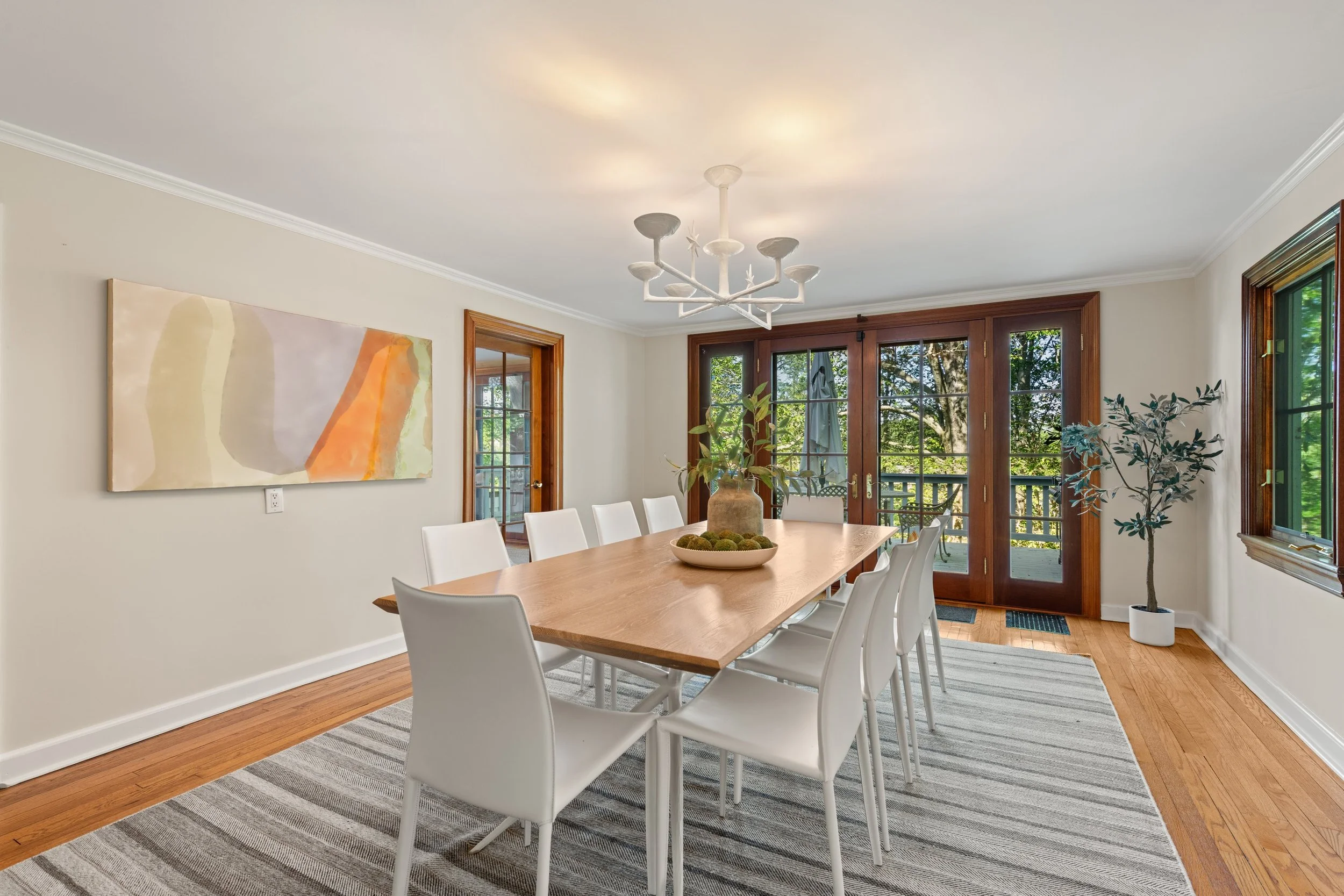 Dining-room-18-River-Lane-Westport-CT_022-.jpg