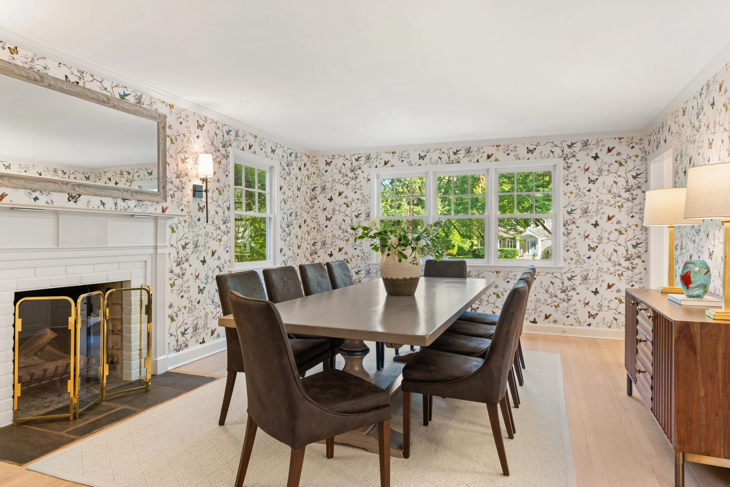 Dining-room-18-Silver-Brook-Road-Westport-CT_032-.jpg