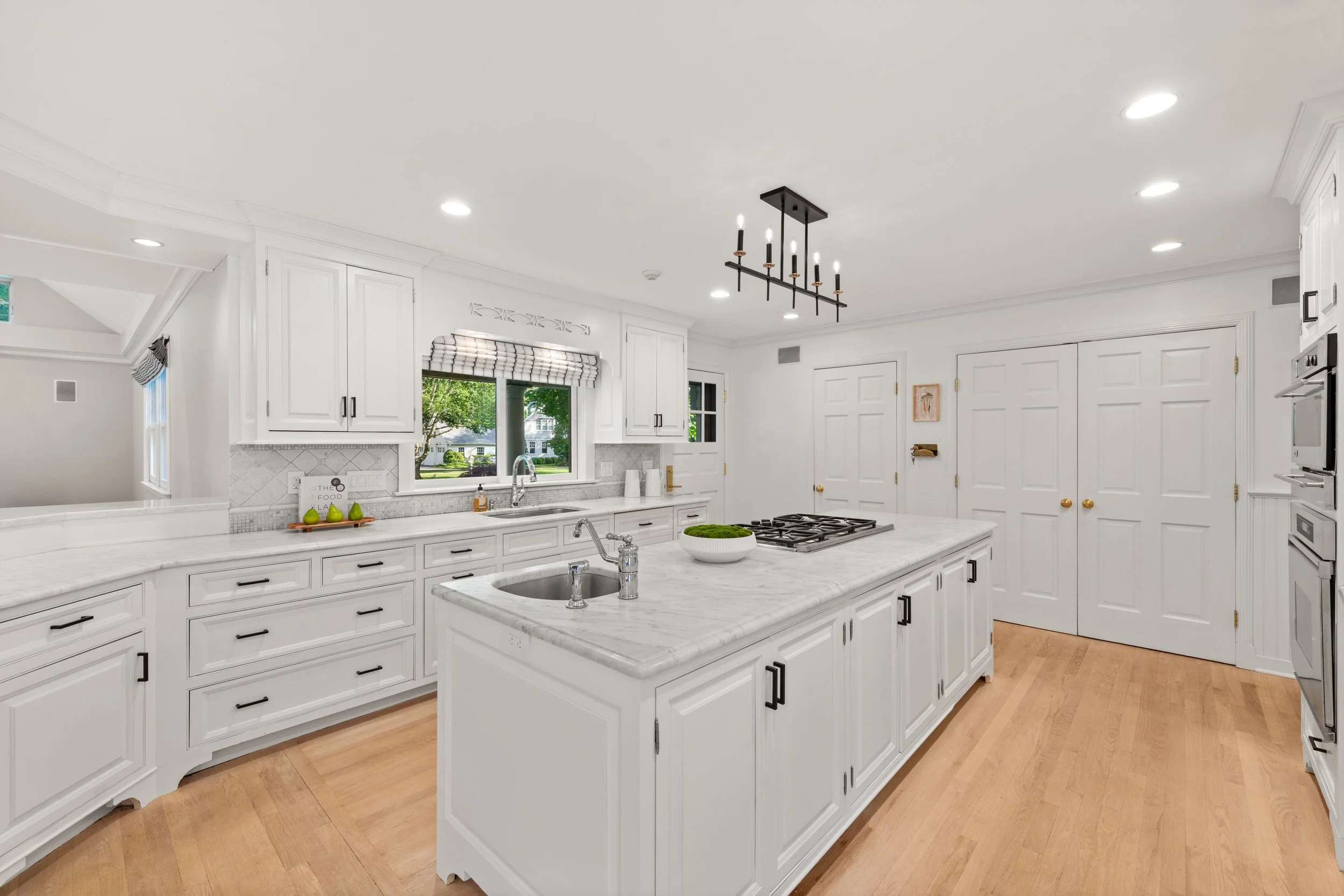 Kitchen-18-Silver-Brook-Road-Westport-CT_047-.jpg