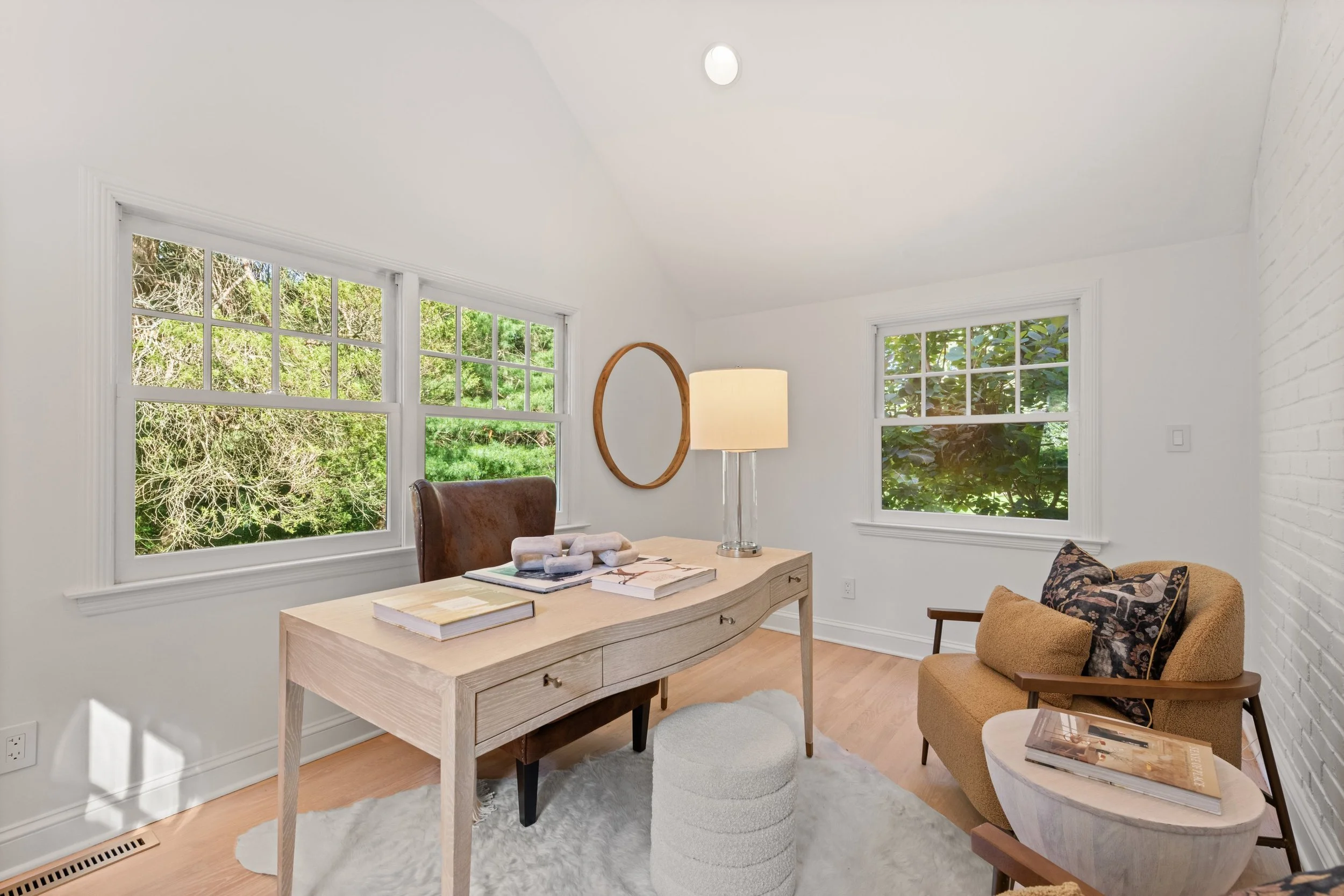Home-Office-18-Silver-Brook-Road-Westport-CT_036-.jpg
