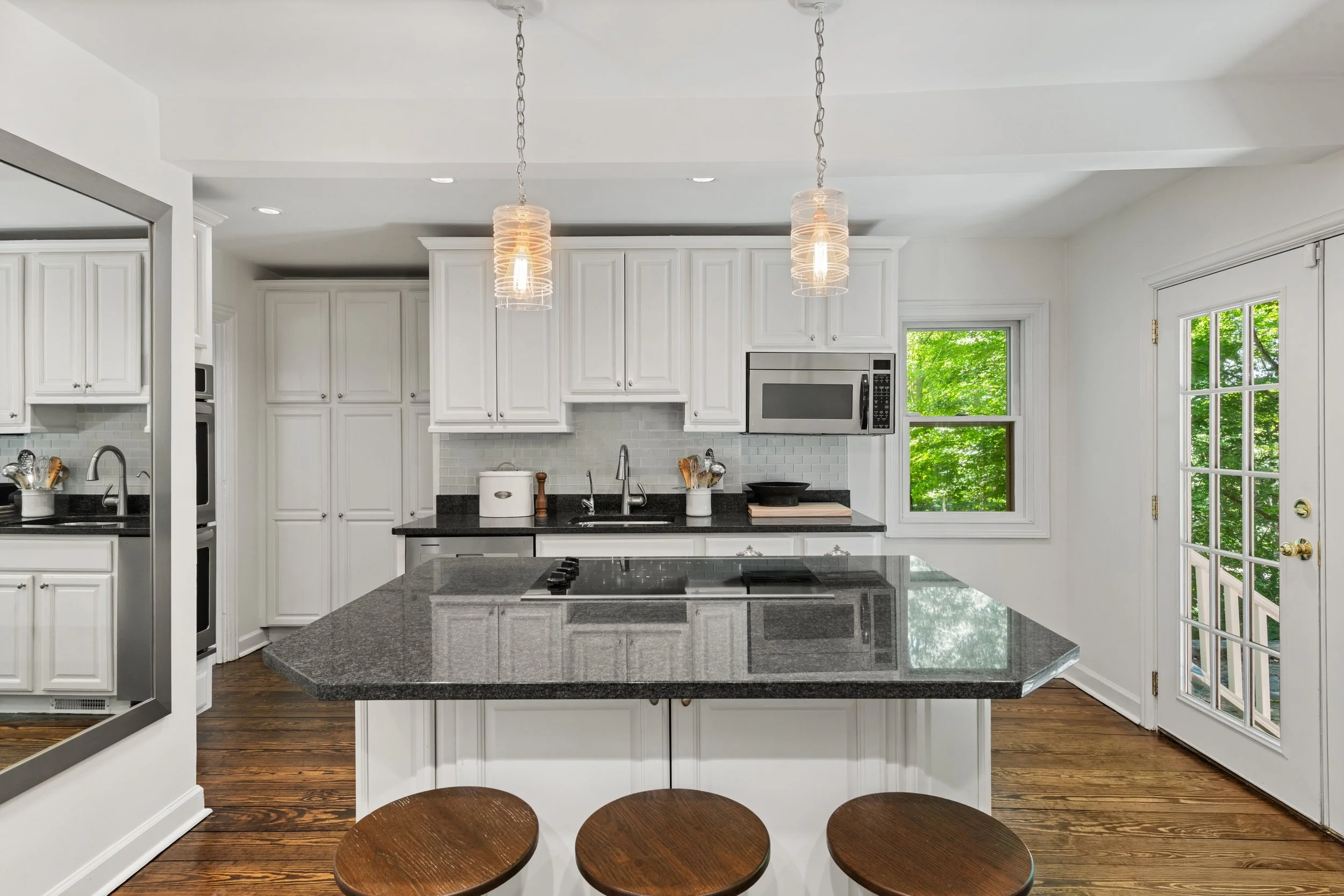 Kitchen_123-Lyons-Plain-Road-Weston-CT_037-.jpg