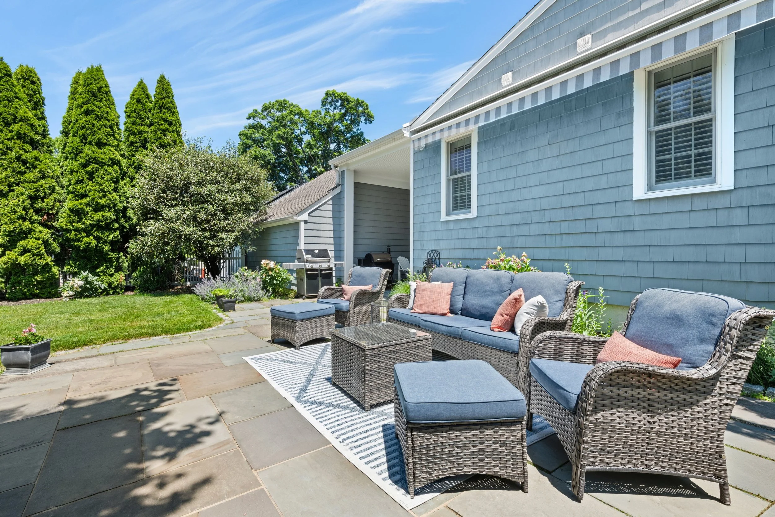 Sunny-patio_85-Osborne-Place-Fairfield-CT_008--jpg.jpg