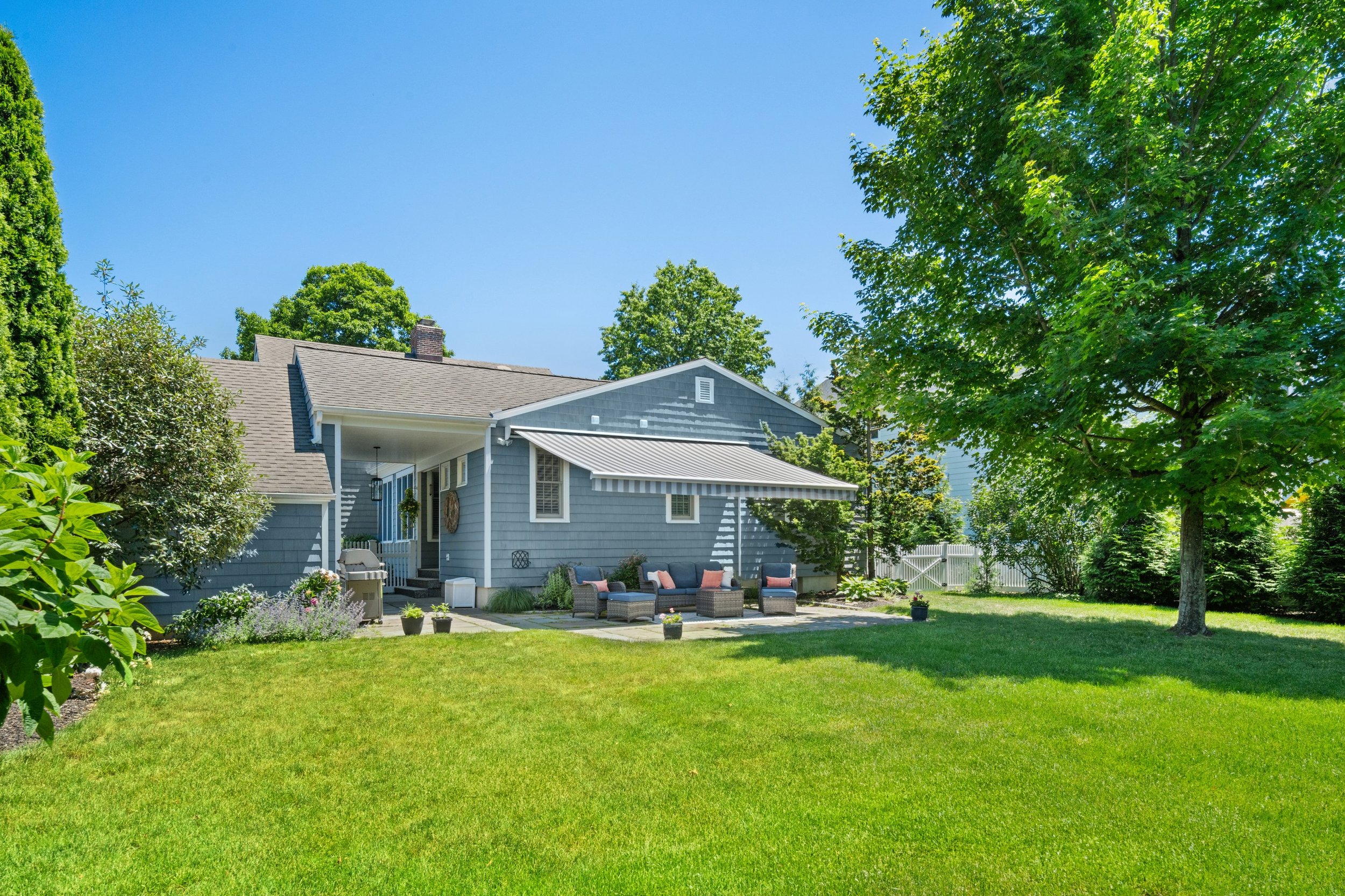 Backyard-patio_85-Osborne-Place-Fairfield-CT_012--jpg.jpg