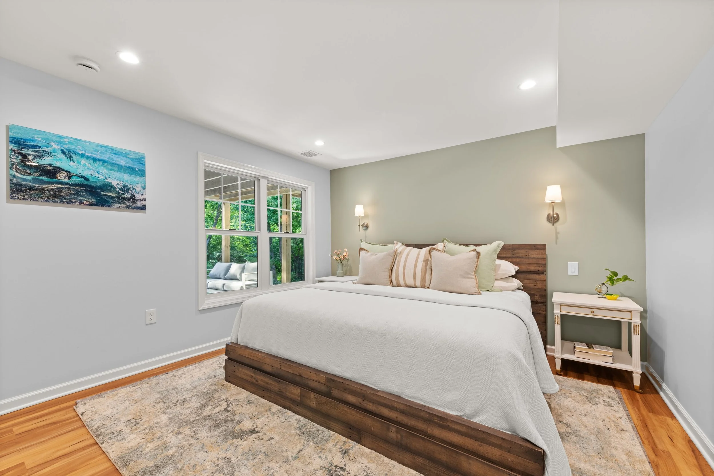 Lower-level-bedroom_1680-Cross-Highway-Fairfield-CT_088-.jpg