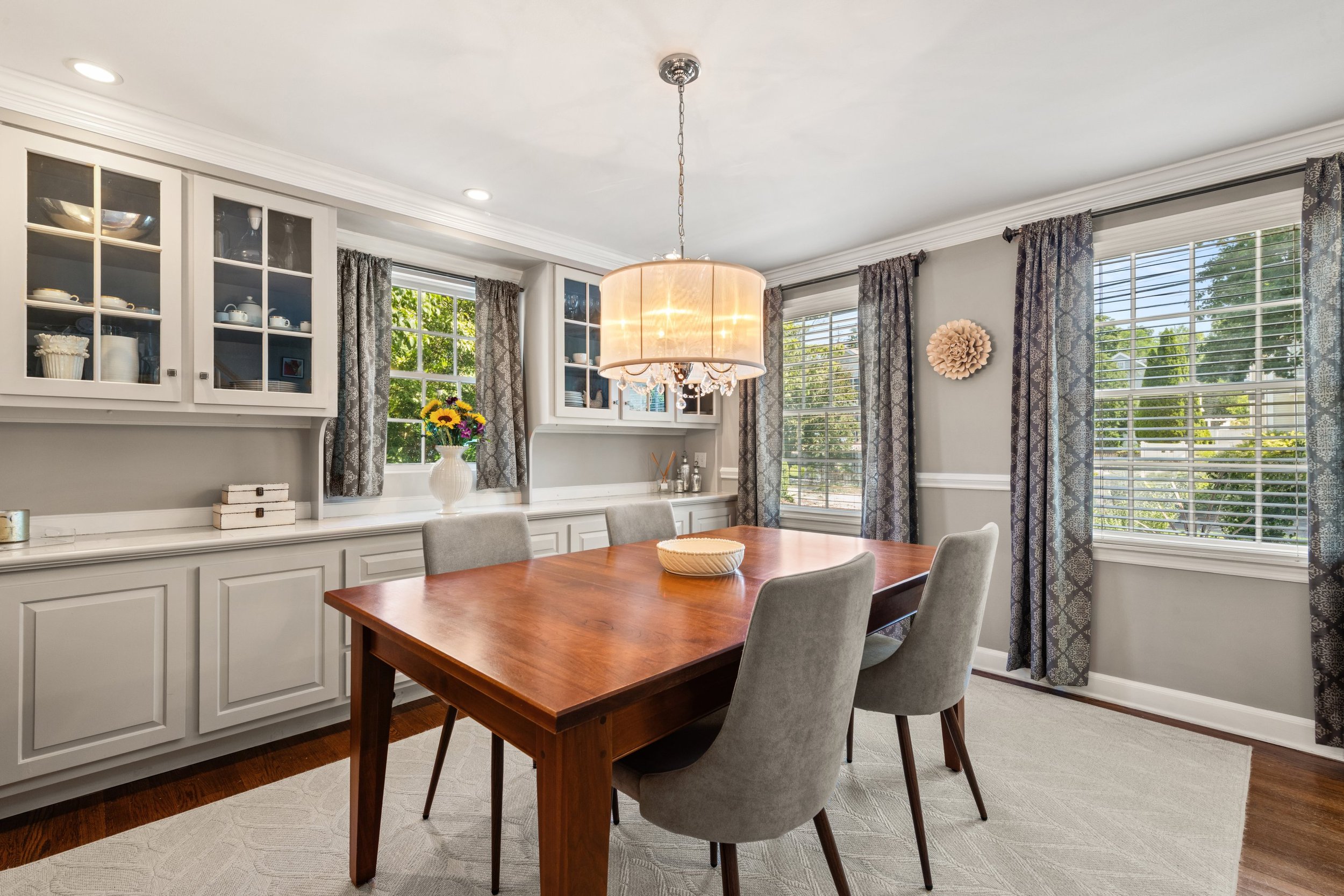 Dining-Room_85-Osborne-Place-Fairfield-CT_015.jpg