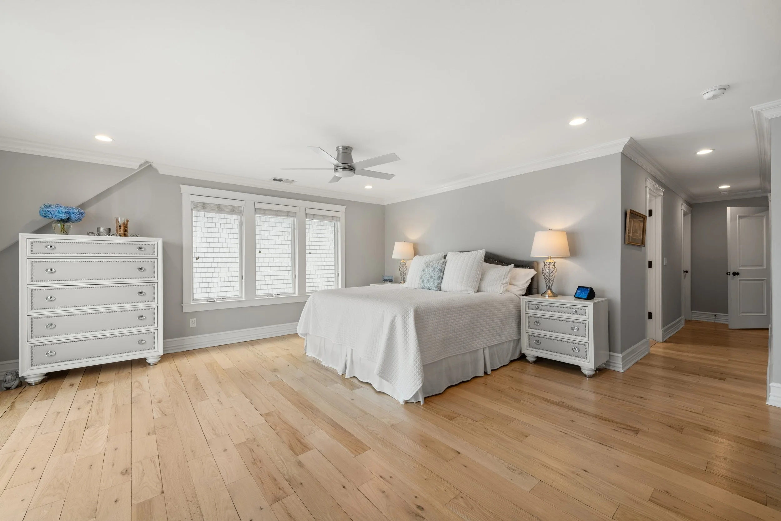 Primary-suite_30-Shorefront-Park-Norwalk-CT_056.jpg