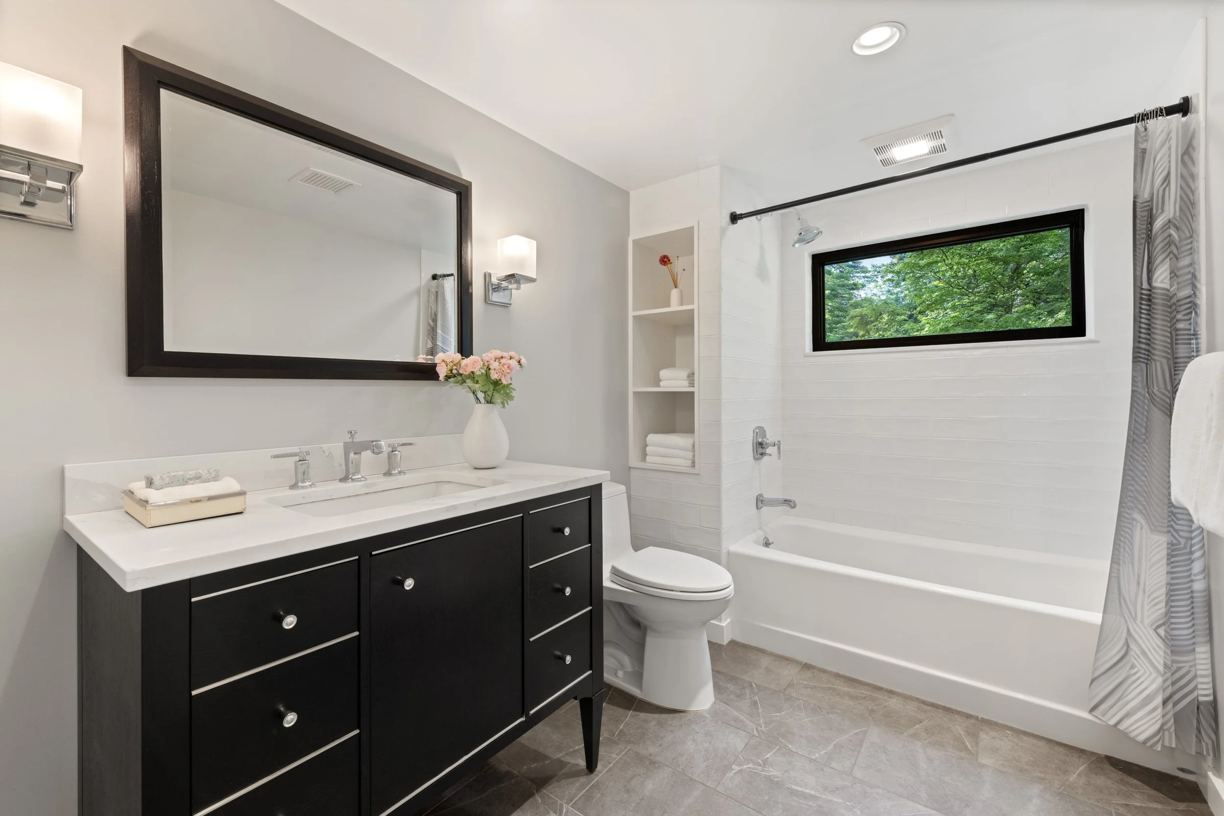 Bathroom-130-Blue-Ridge-Road-Wilton-CT_035-.jpg