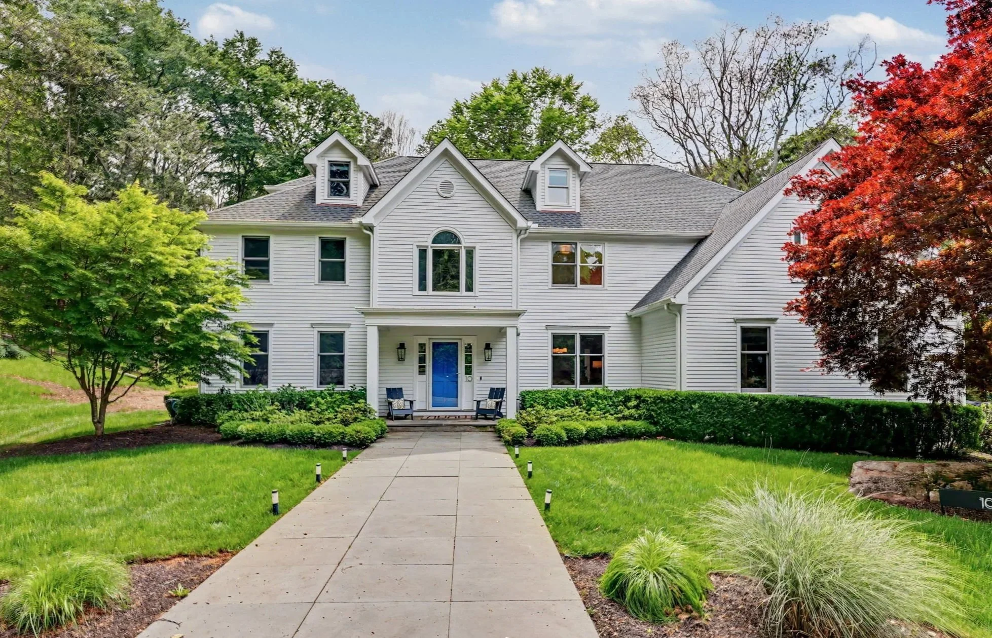 10 Side Hill Road, Westport