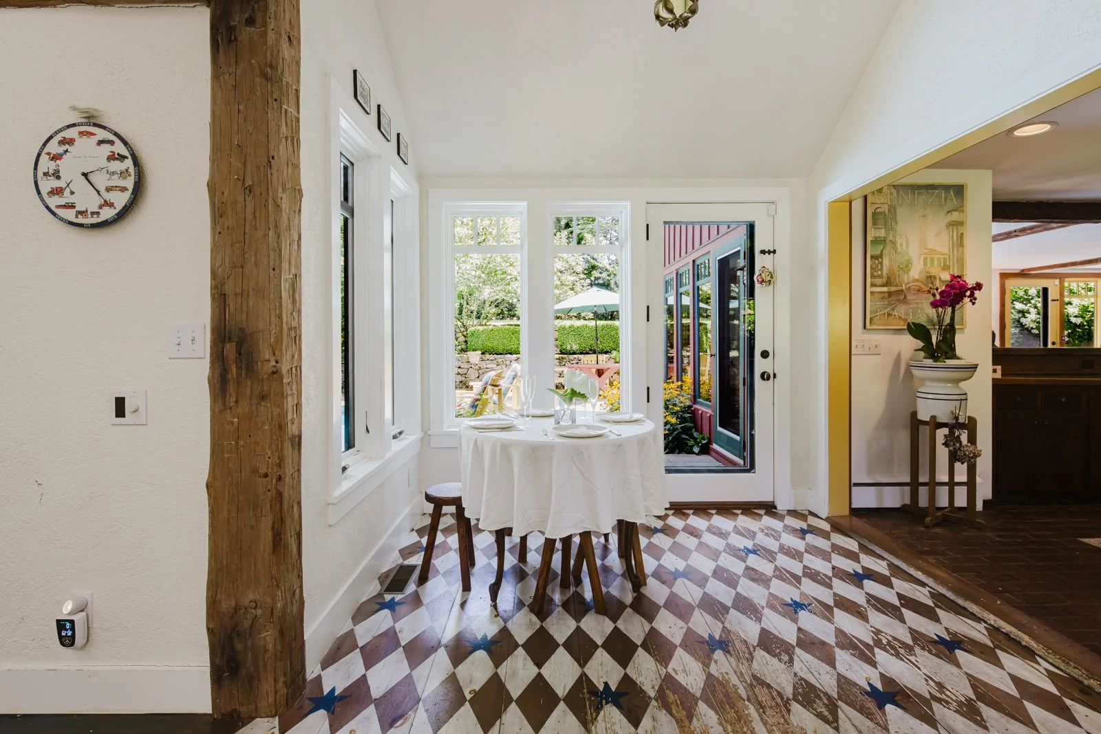 Breakfast-nook_15 Birch Hill Road Weston CT-33.jpg