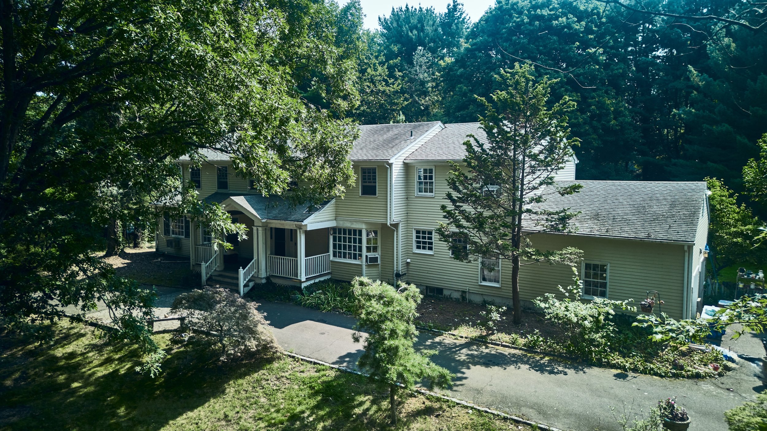 4 Surrey Lane