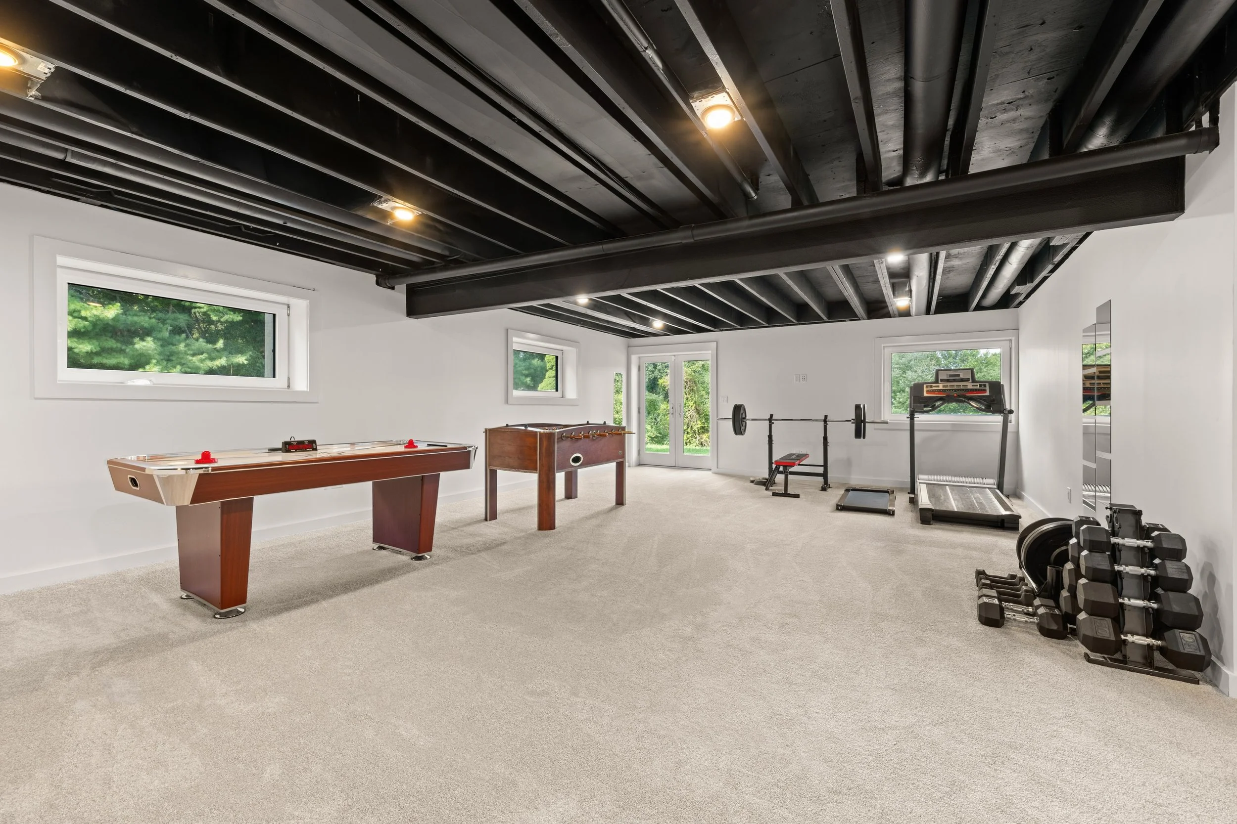 Lower-level-rec-room_418-Morehouse-Road-Easton-CT_063-.jpg
