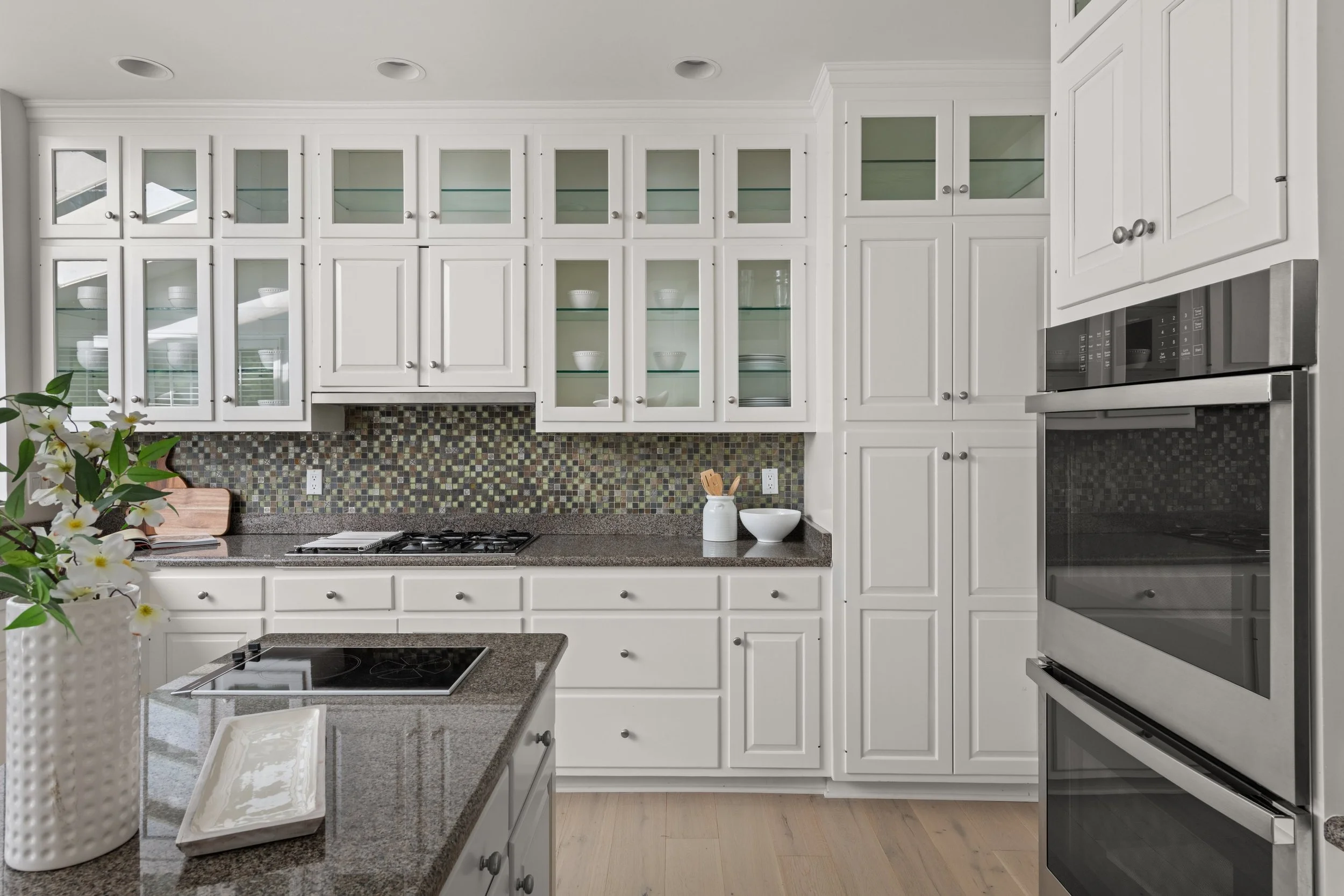 Kitchen_30-Soundview-Farm-Road-Weston-CT_054-.jpg