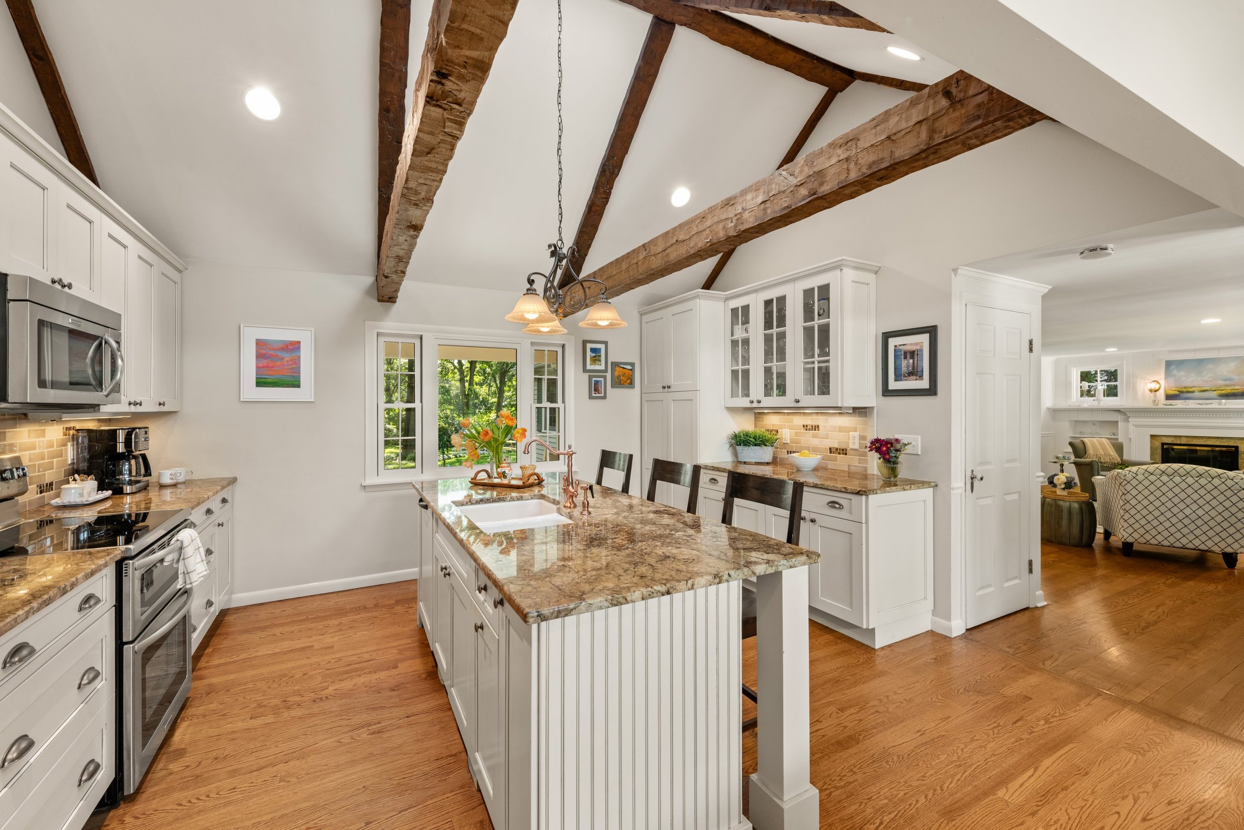 Kitchen-to-great-room_228-Bayberry-Lane-Westport-CT_036-.JPG