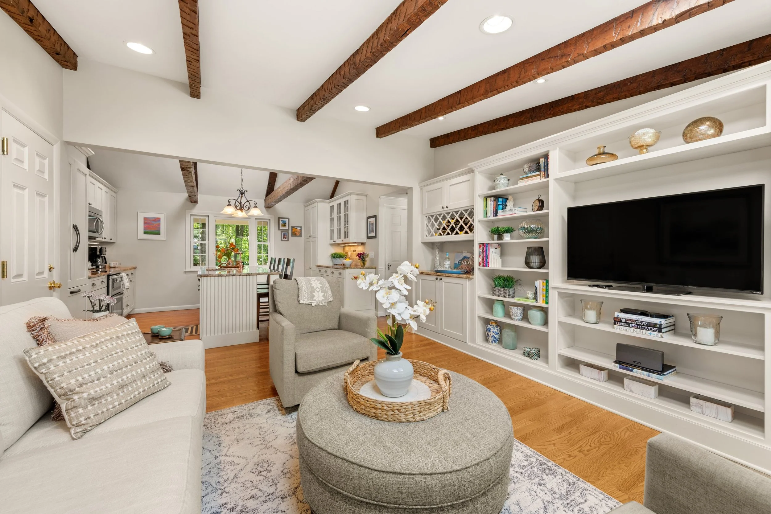 Family-room-to-kitchen_228-Bayberry-Lane-Westport-CT_033-.jpg