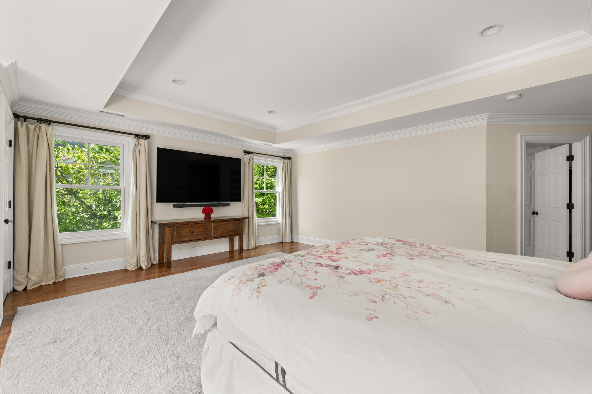 Primary-suite_7-Elizabeth-Drive-Westport-CT_067.jpg