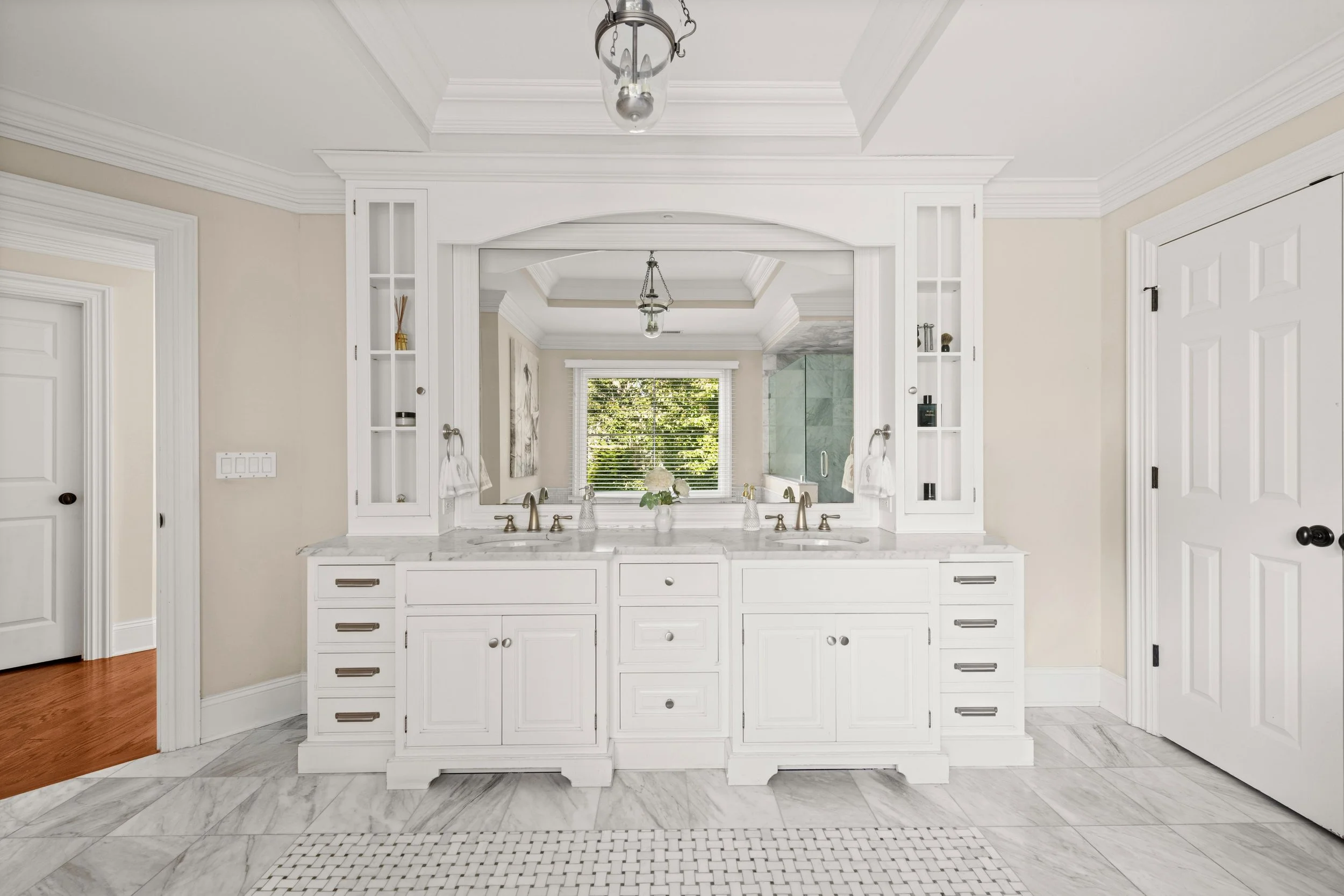 Primary-bath_7-Elizabeth-Drive-Westport-CT_070.jpg