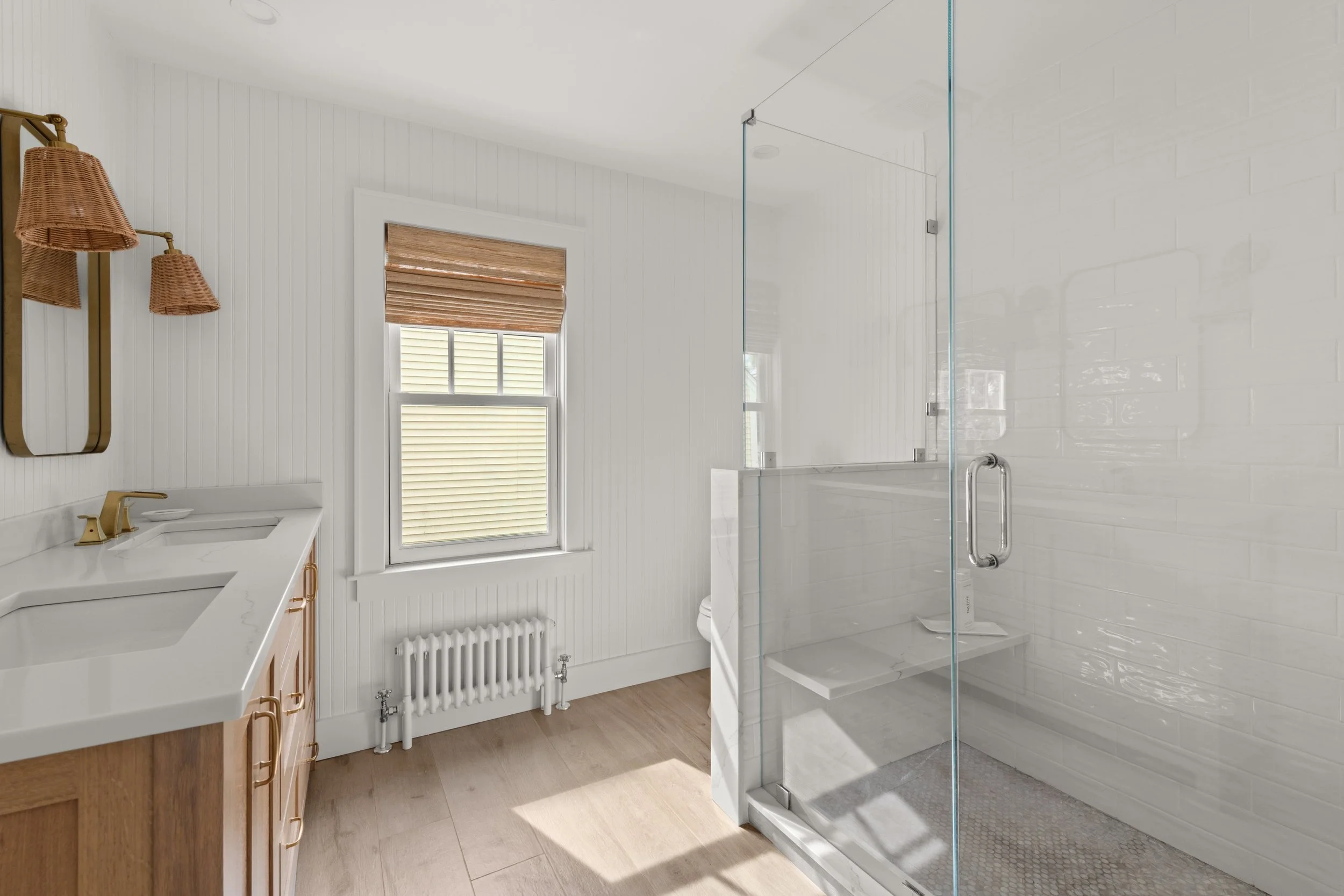 Primary-bath_126-Oldfield-Road-Fairfield-CT_065-.jpg