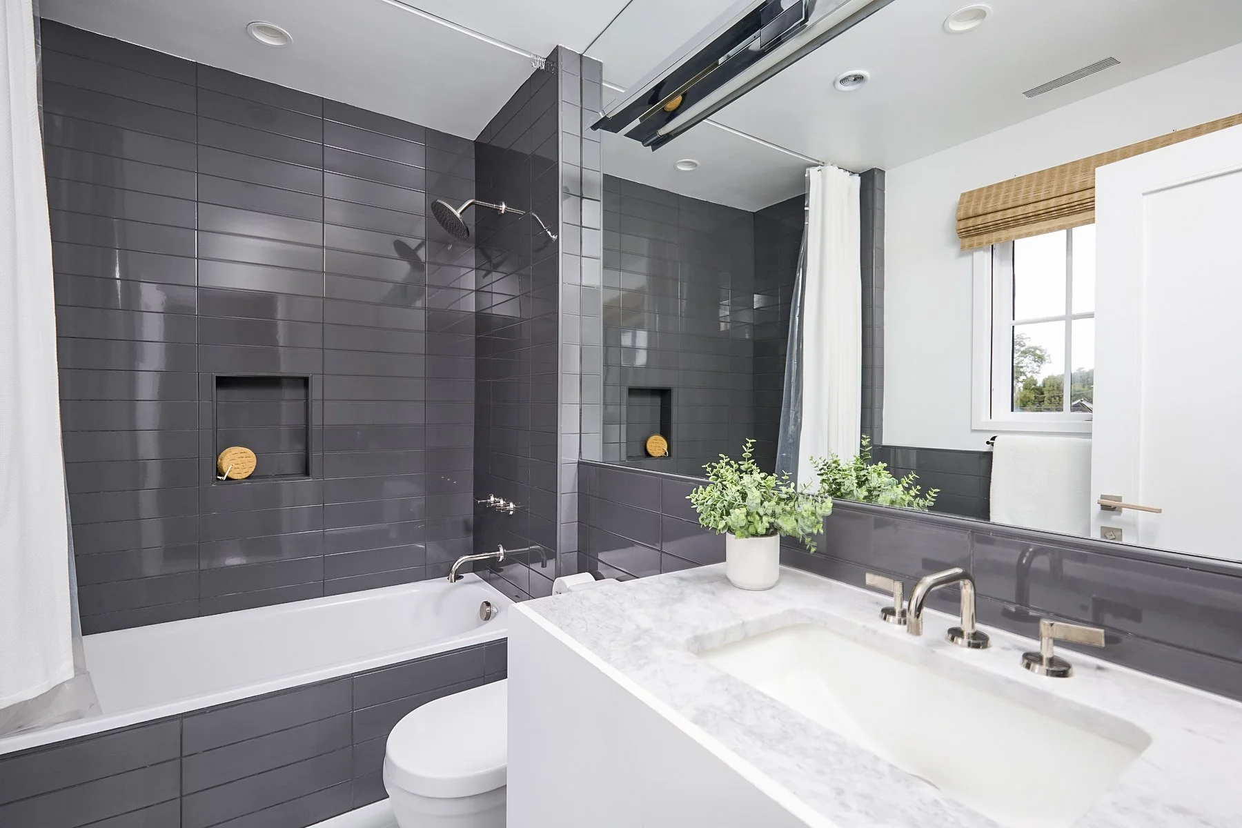 Ensuite-Bathroom_1316-Pequot-Avenue-Fairfield-CT_161.jpg