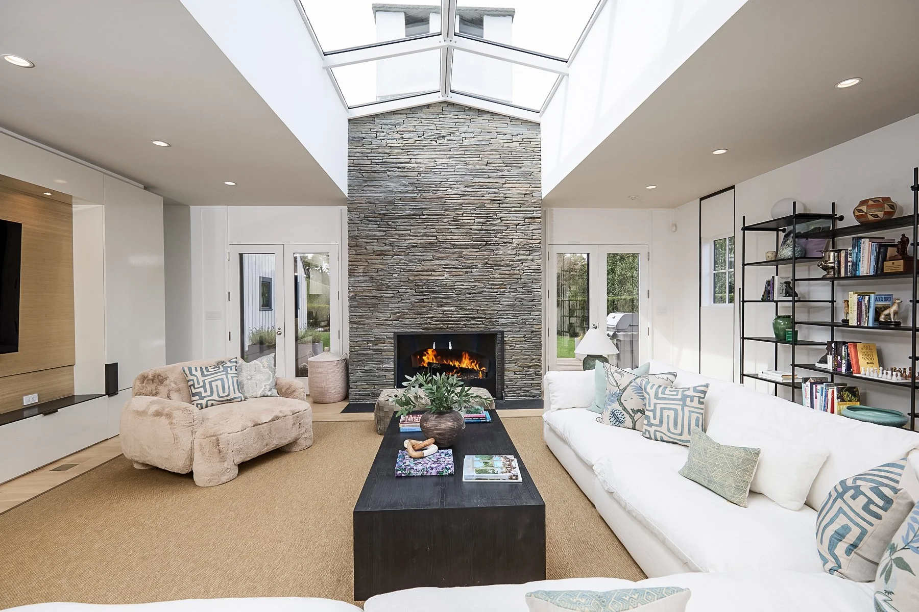 Family-room-fireplace_1316-Pequot-Avenue-Fairfield-CT_132.jpg