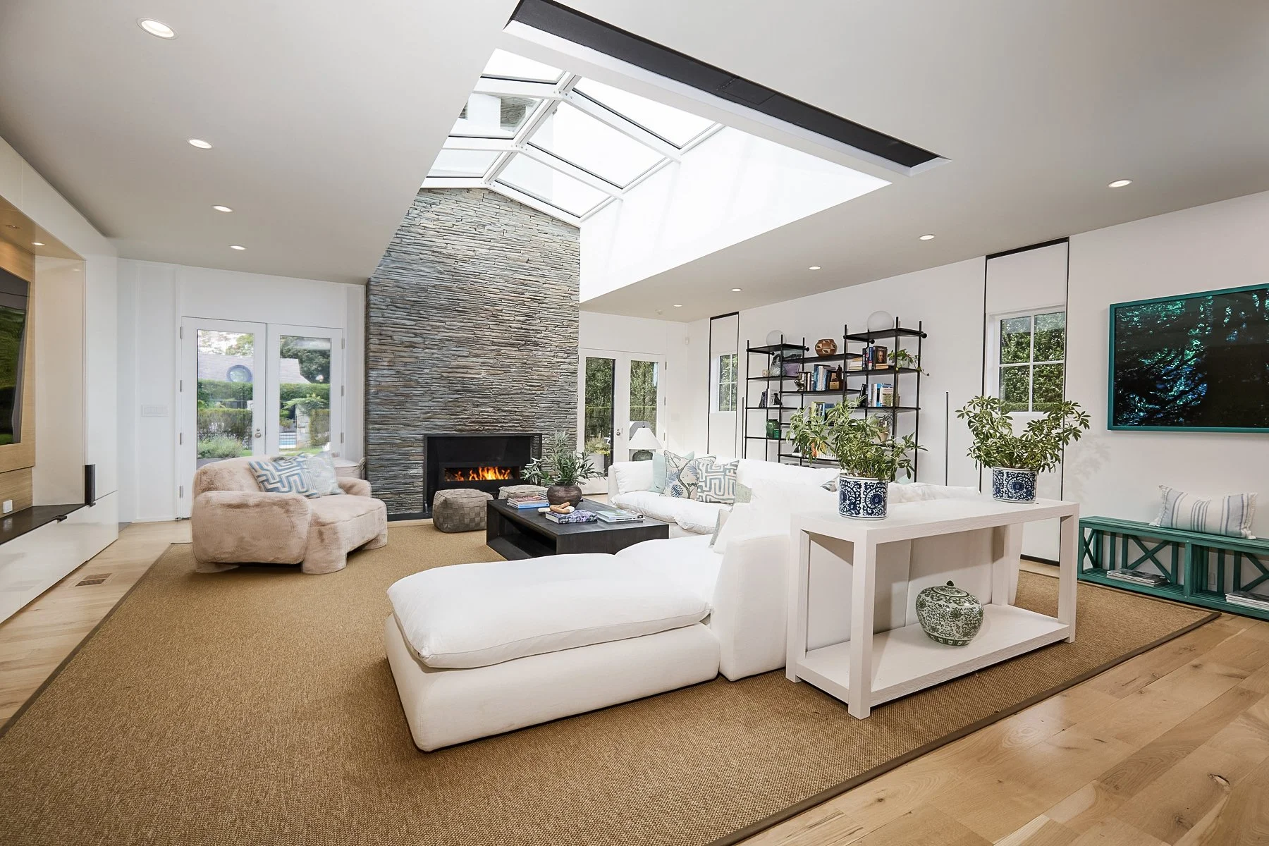 Family-room_1316-Pequot-Avenue-Fairfield-CT_149.jpg