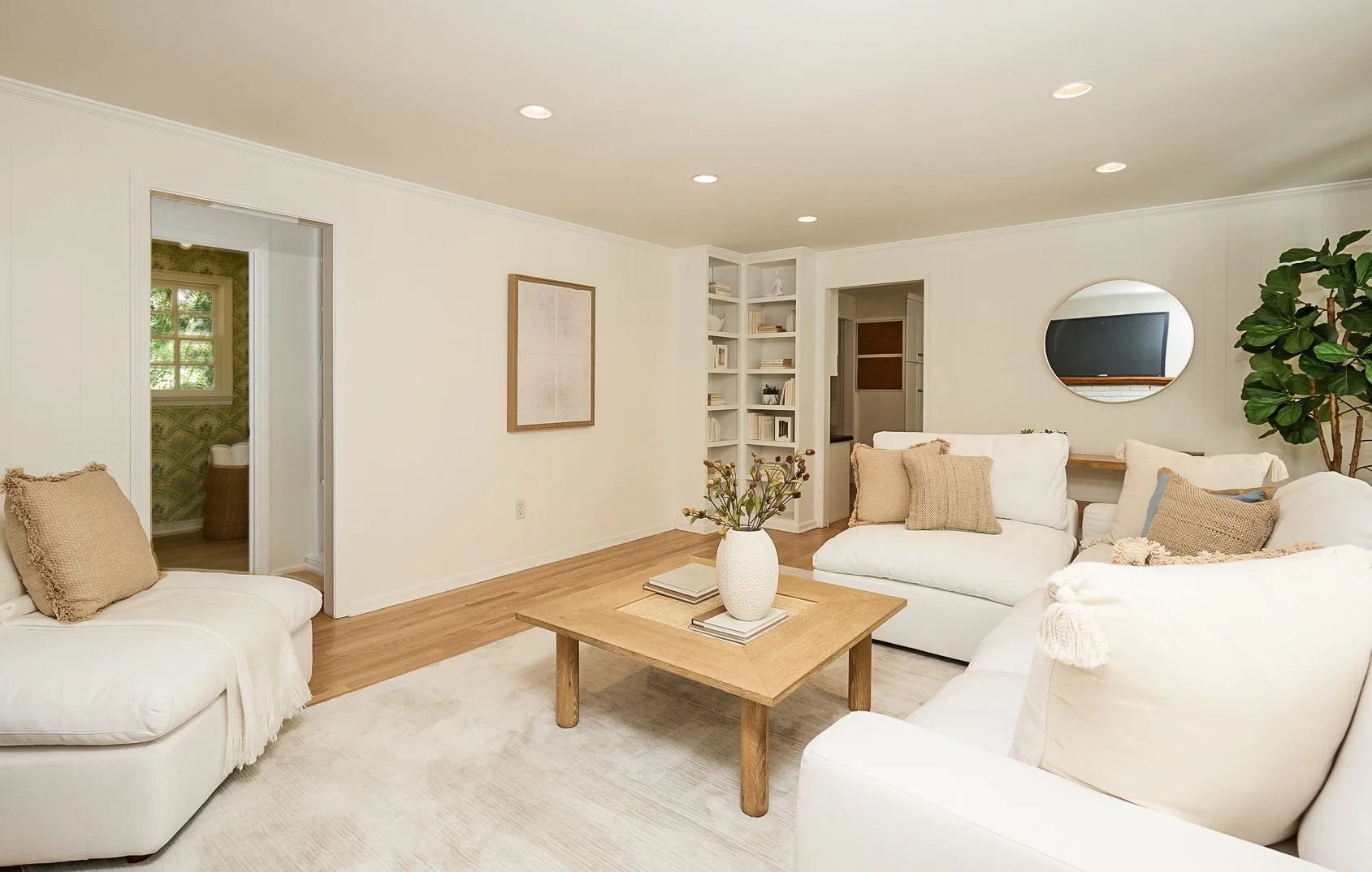 Family-room__4-Surrey-Lane-Westport-CT_051.jpg