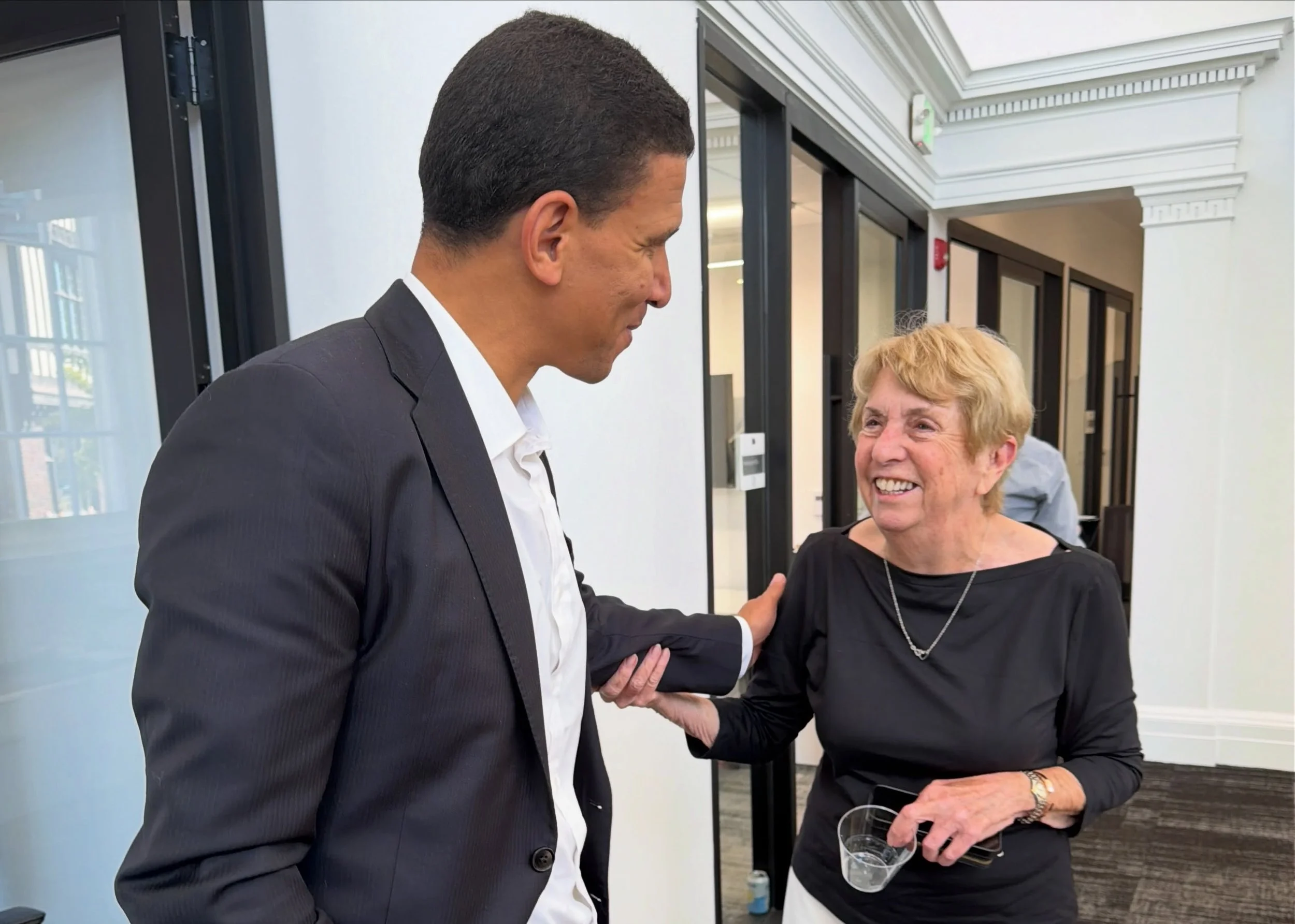 A great day at the Westport office! 🏡✨

We were thrilled to welcome Compass Founder &amp; CEO Robert Reffkin for an inspiring conversation about the See It First campaign and the future of real estate. It was a valuable opportunity to connect, excha