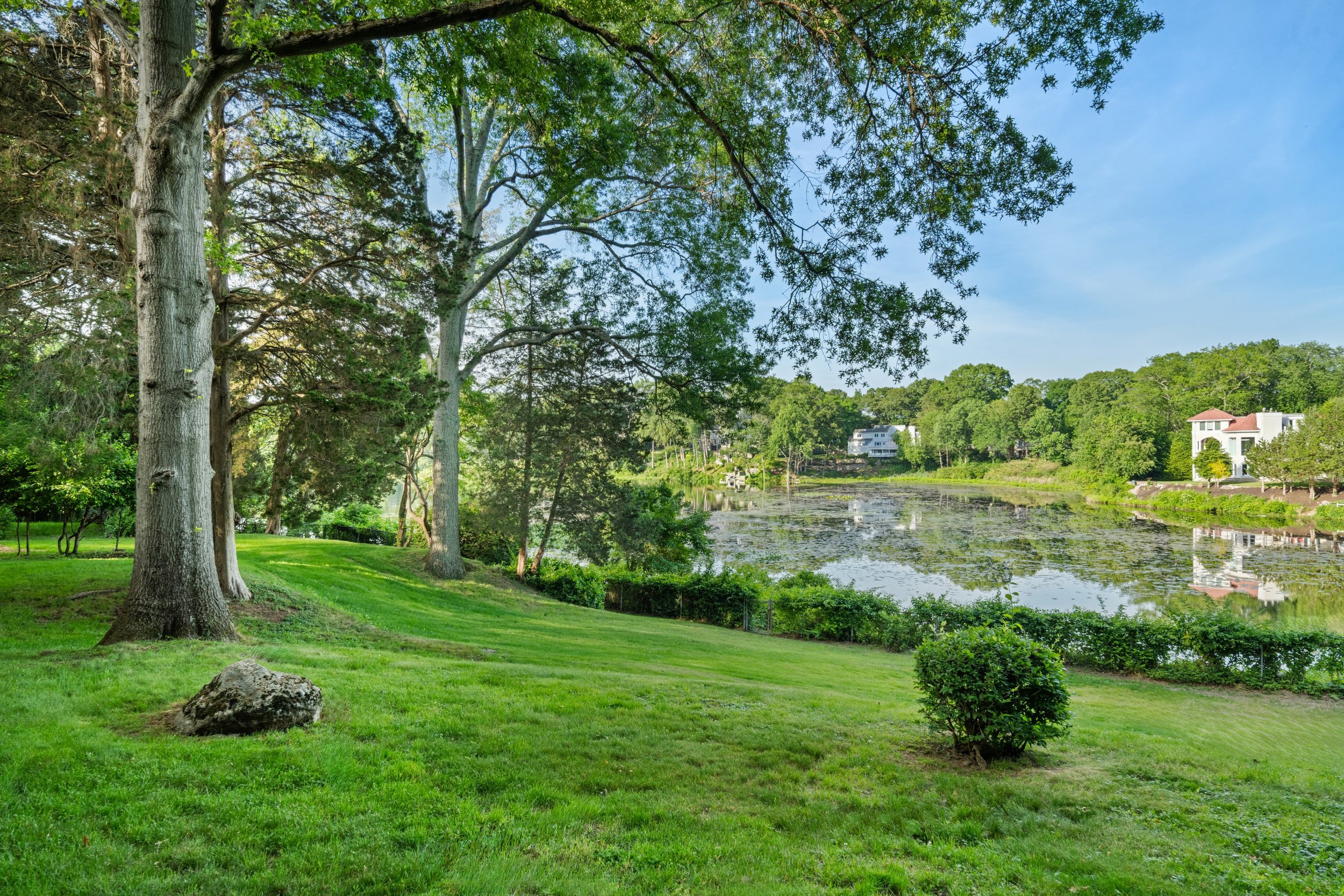 18-River-Lane-Westport-CT_008-.jpg