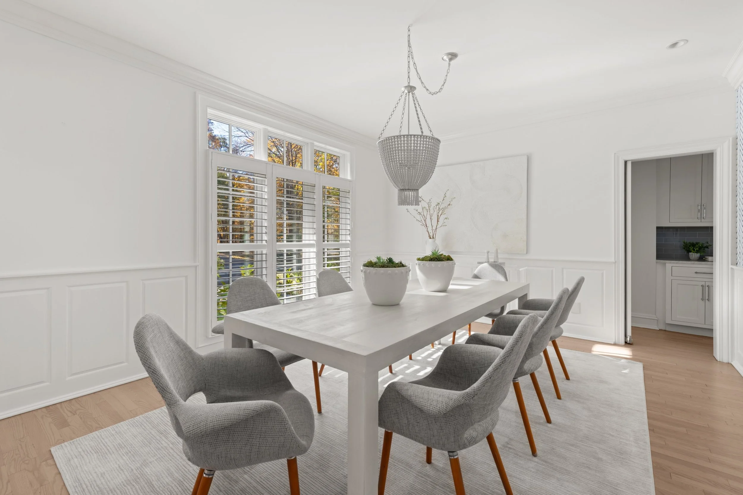 Dining-room_023-3MayflowerLane-Weston-CT-06883-SMALL.jpg