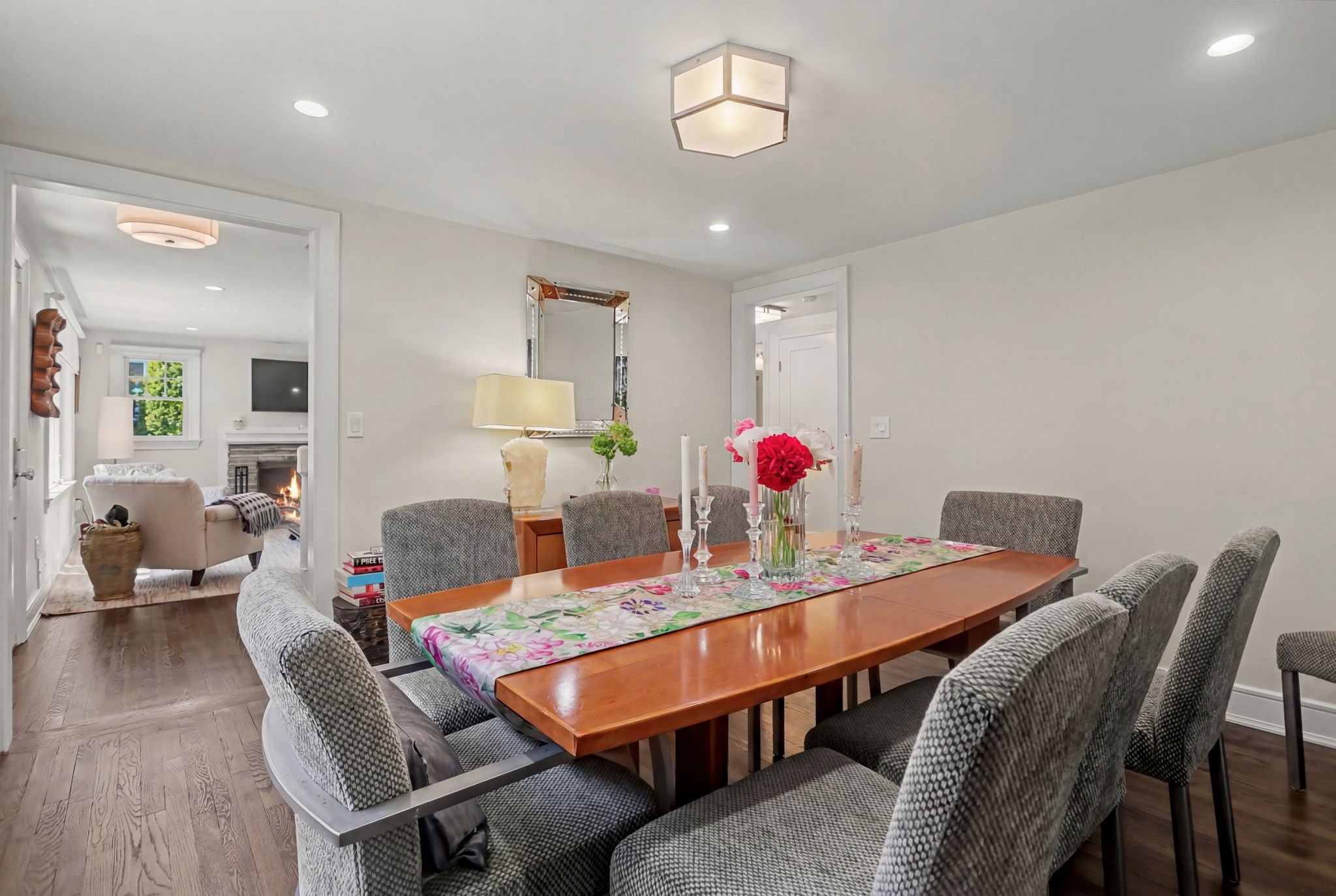 12-Sunrise-Road-Westport-CT_6-dining-room.jpg