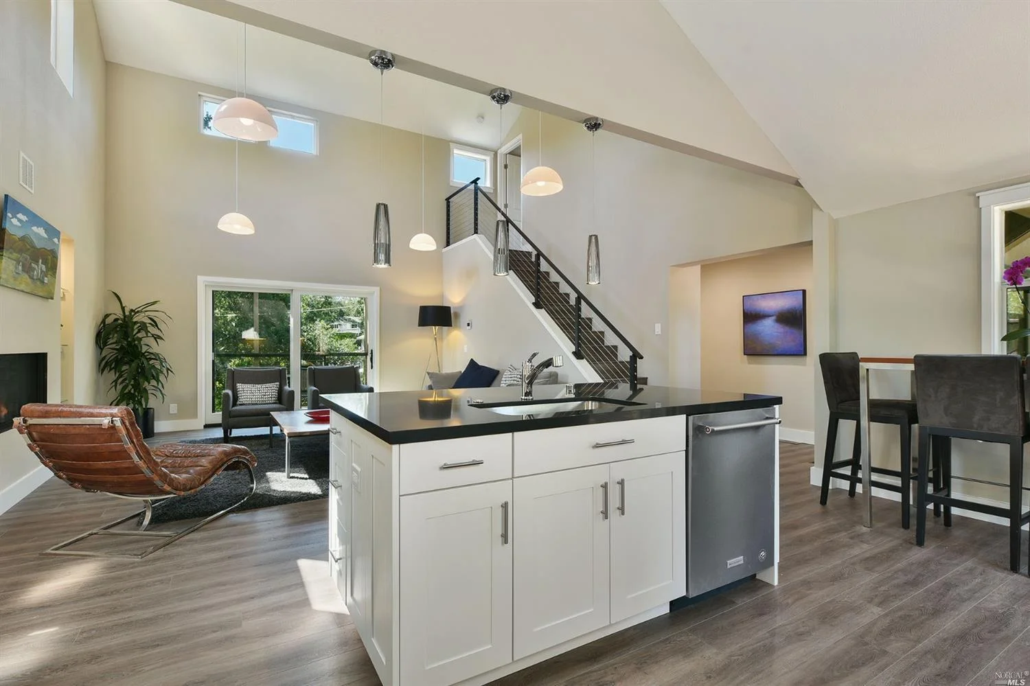 Verde Vista Living Rom.jpg