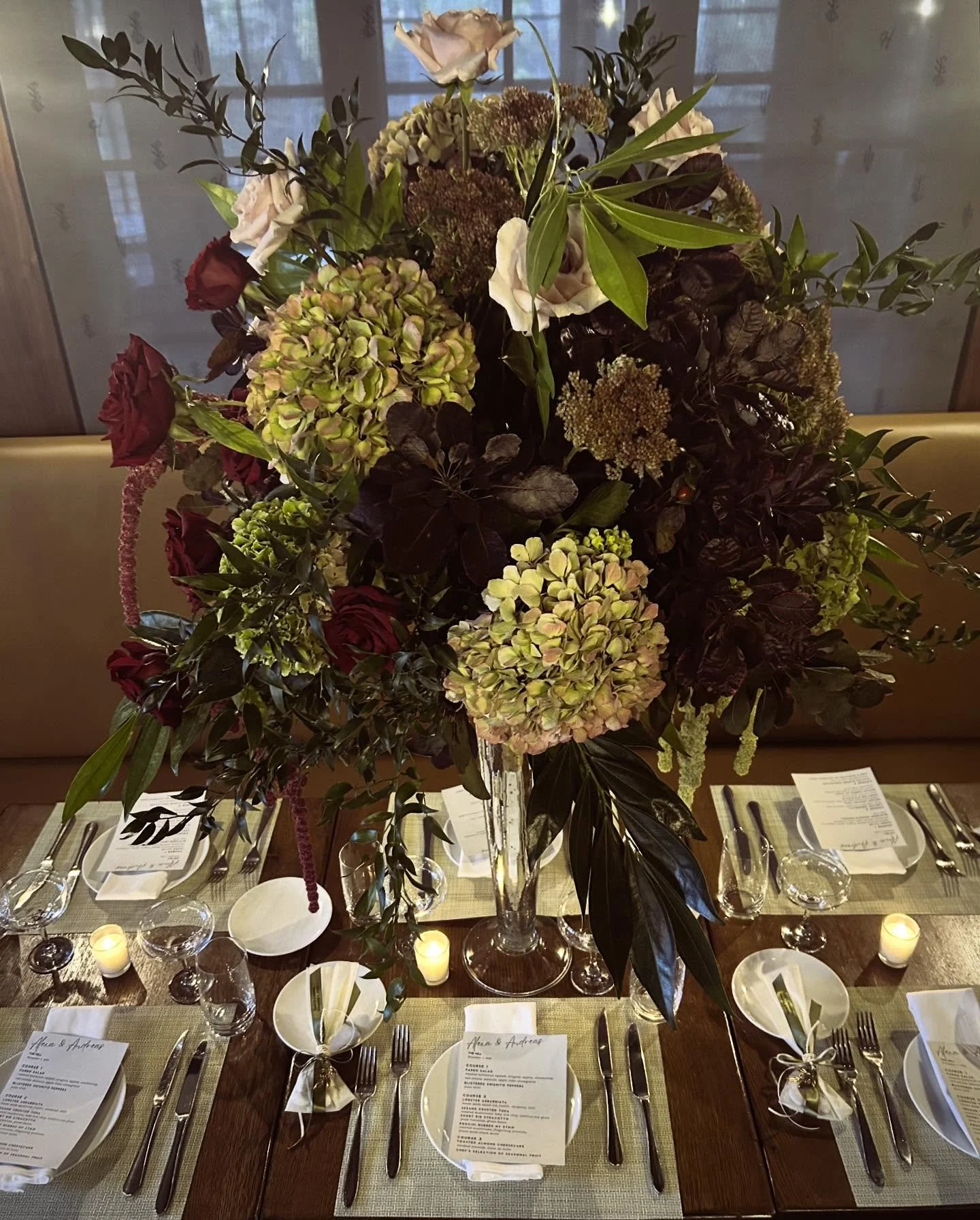 Last night was a gorgeous evening at The Hill. A beautiful couple celebrated their Wedding surrounded by family, full of love and joy! The florals by @metropolitanplantandflowers were stunning and the music definitely hit! 

We&rsquo;re currently boo