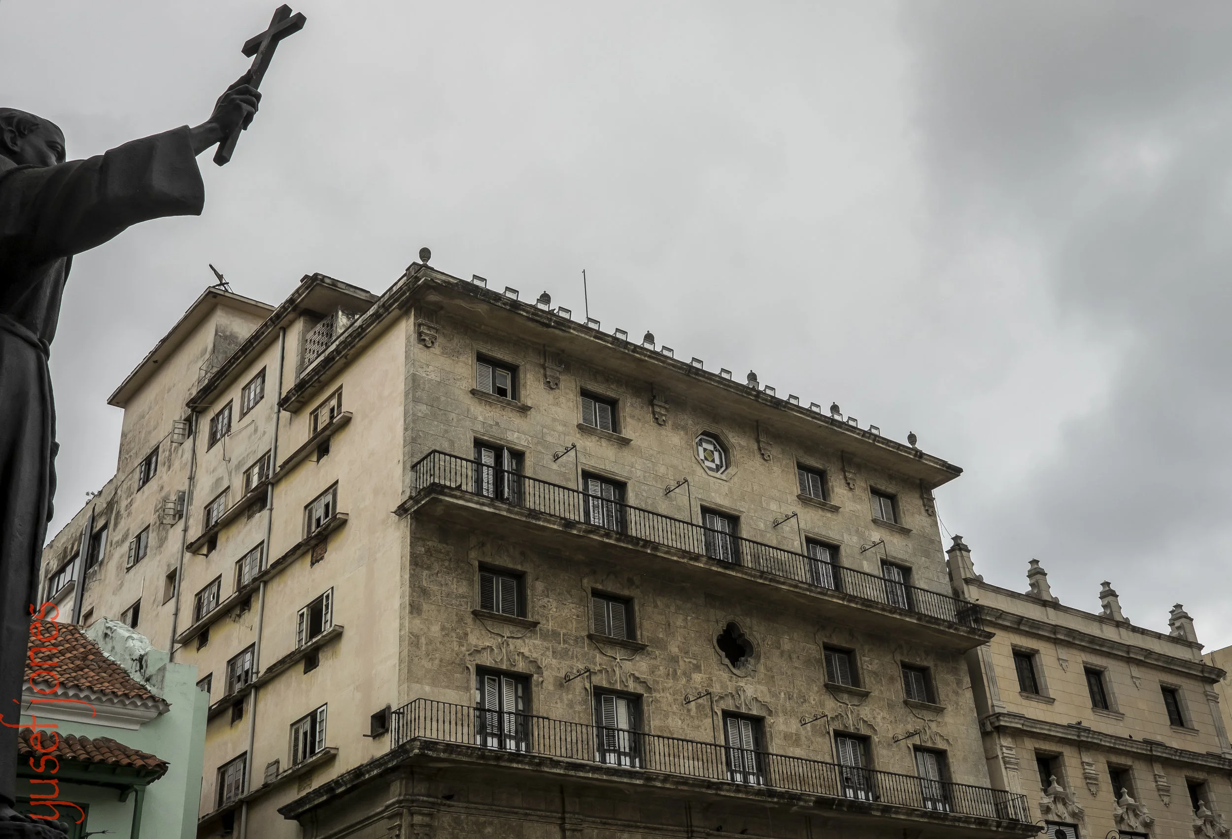 Blessing the building - Cuba.jpg