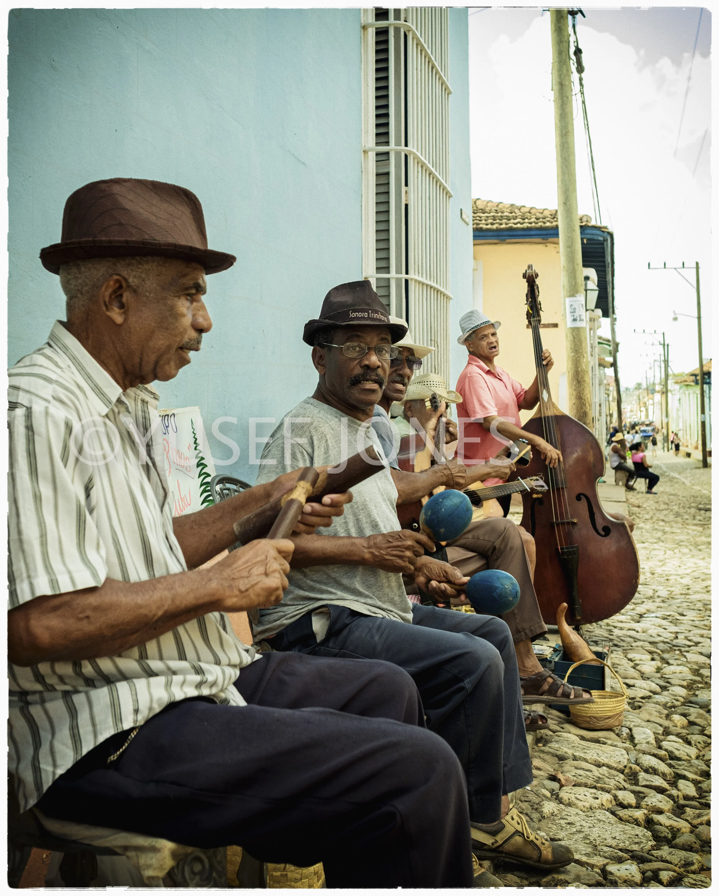 Cuban brothers jaming 2 (1 of 1).jpg