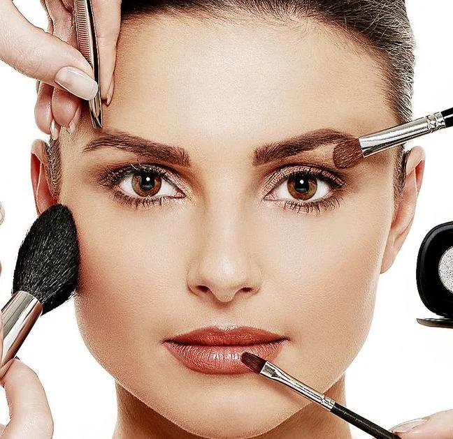 Paris Beauty Survival Kit: Best of Beauty