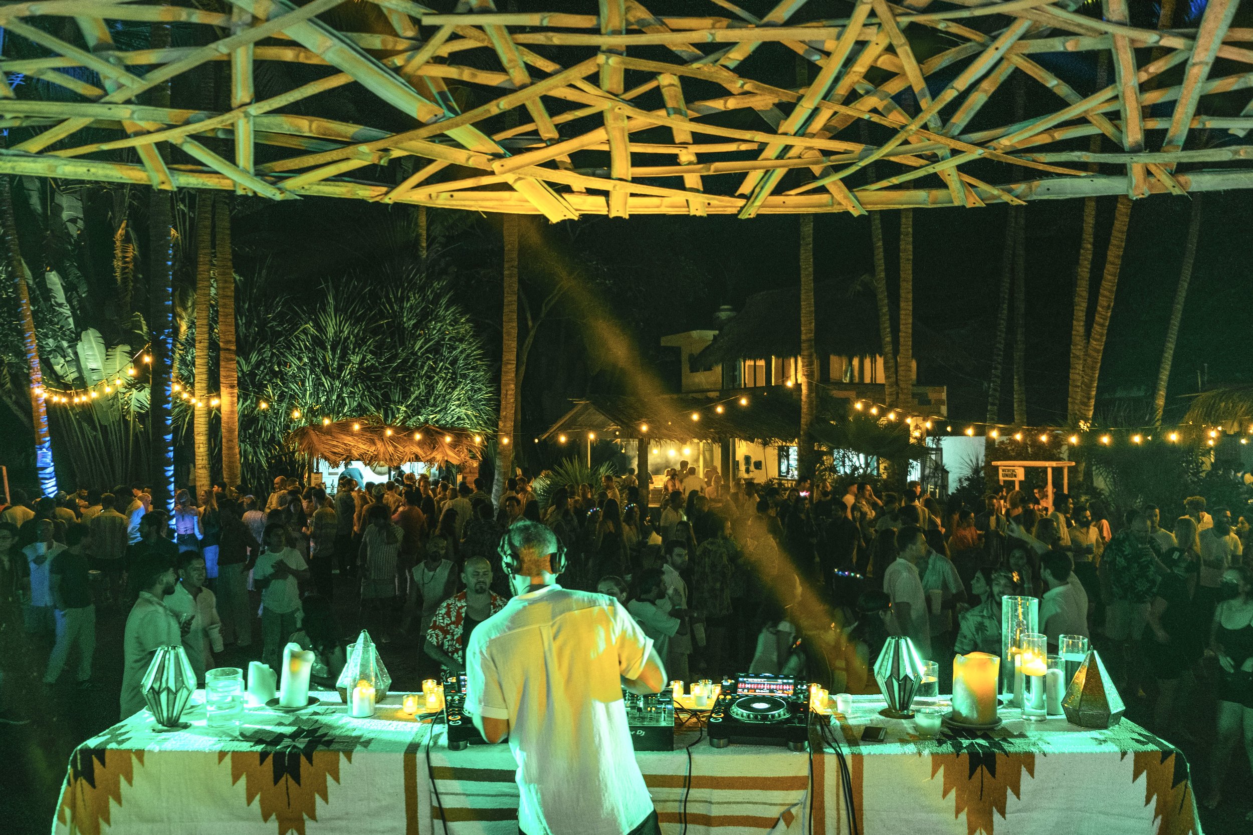 Wedding Venue in Sayulita — Frente al Punto Beach Club Sayulita