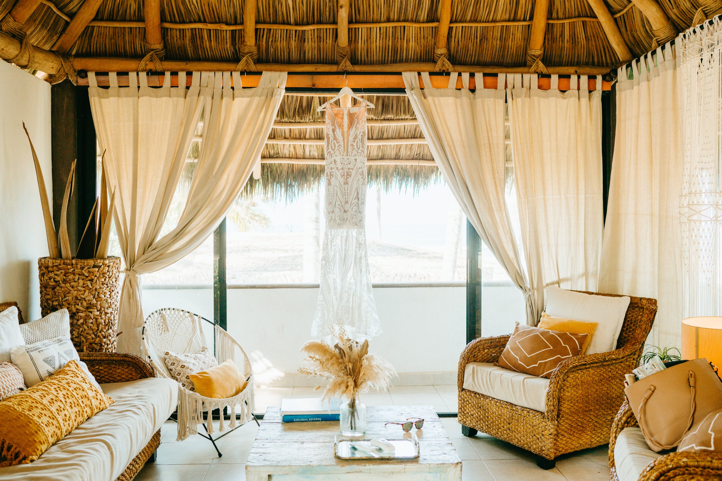 Inspo-Feliu-Wedding-Coordinator-Sayulita-Frente-al-Punto-Beach-Club-Welcome-Party-1.jpg.JPEG