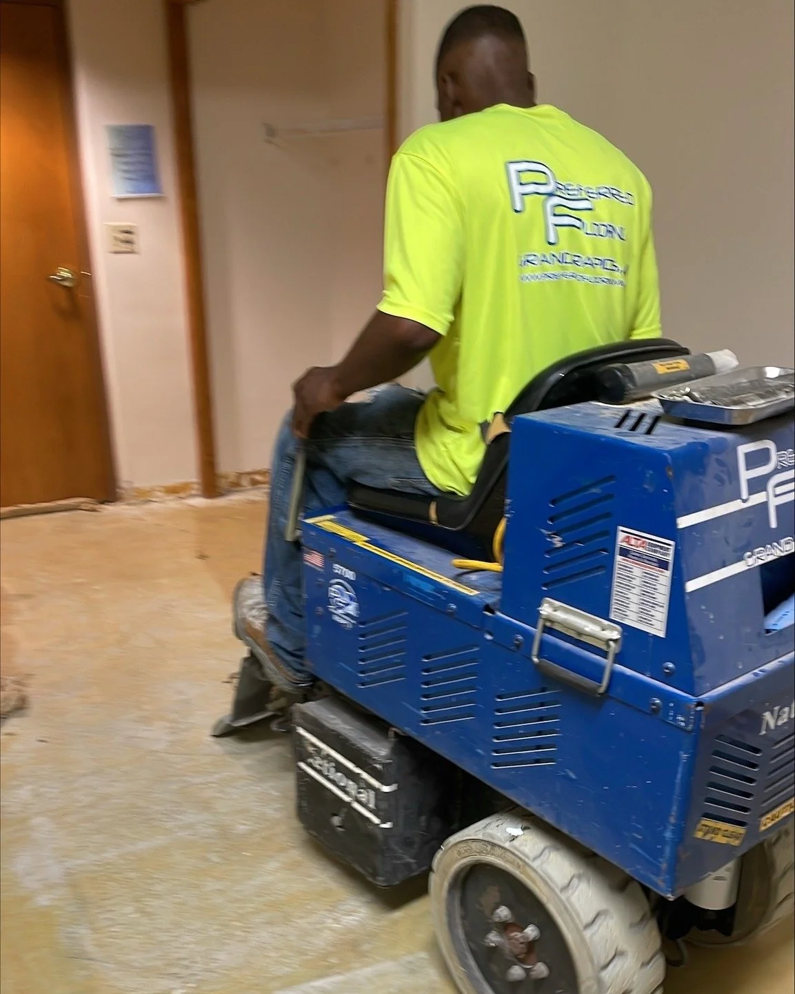 Check out these behind-the-scenes progress shots from our work at Royal Park Place. Every step is handled with precision to ensure a flawless finish—stay tuned for the final pictures.
#PreferredFlooring #FlooringExperts #ProgressInTheWorks #S