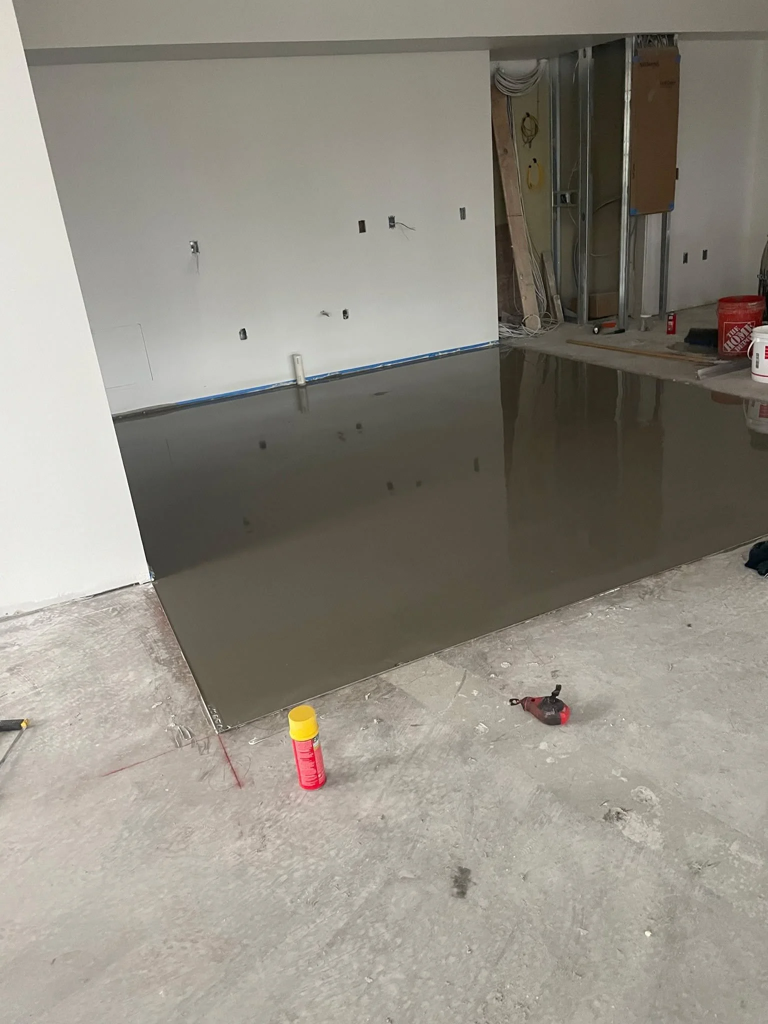 Here&rsquo;s a look at the leveling work on this project &mdash; the crew put in the effort and precision to ensure a clean, consistent, and perfectly even surface.

#LevelingWork #SurfacePreparation #CommercialFlooring #FlooringInstallation  #Crafts
