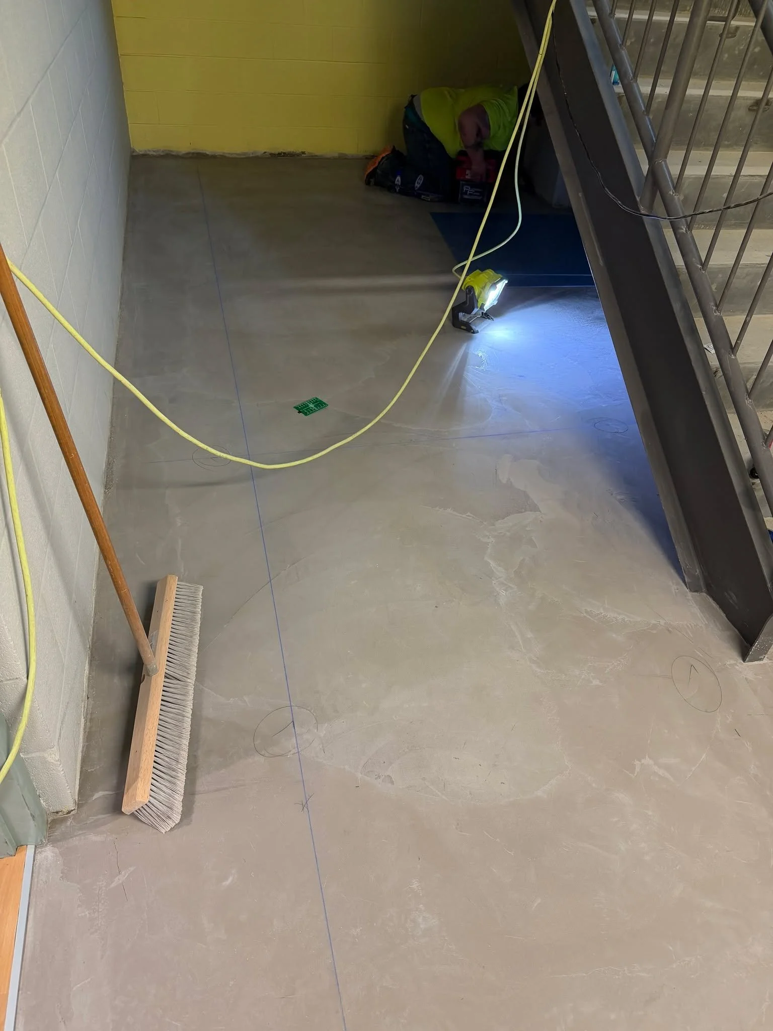 Taking shape at the YMCA basement landing.

Clean layout, tight transitions, and progress you can see coming together in real time. Full project photos up next.

#CommercialFlooring #FlooringInstallation #ConstructionProgress #MichiganConstruction #G