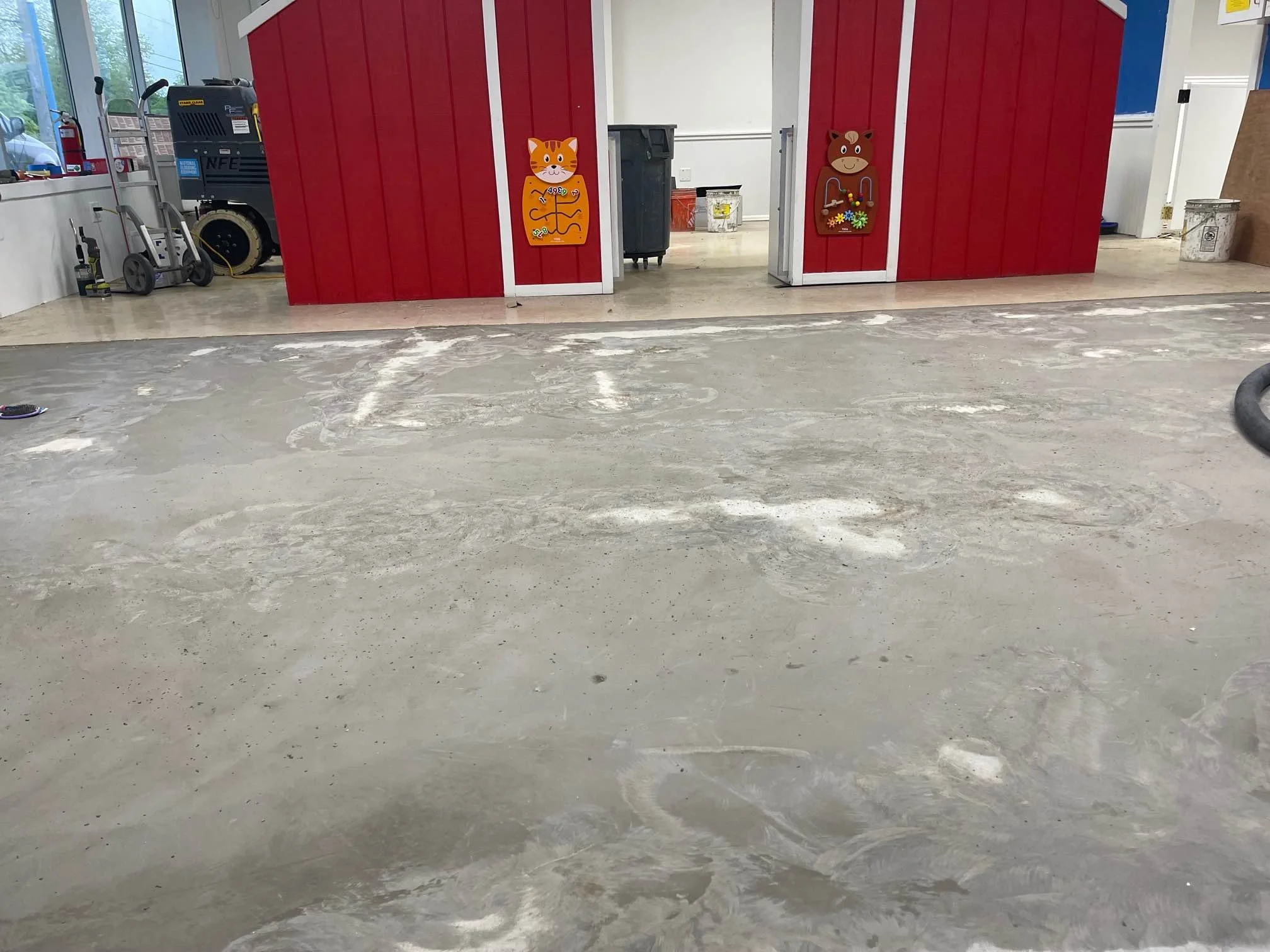 Love seeing a space come together.

#CommercialFlooring #FlooringInstallation #BeforeAndAfter  #FinishedSpace #ConstructionLife #MichiganConstruction #GrandRapidsMI #FlooringExperts #PreferredFlooring #SettingTheStandard #OneInstallationAtATime