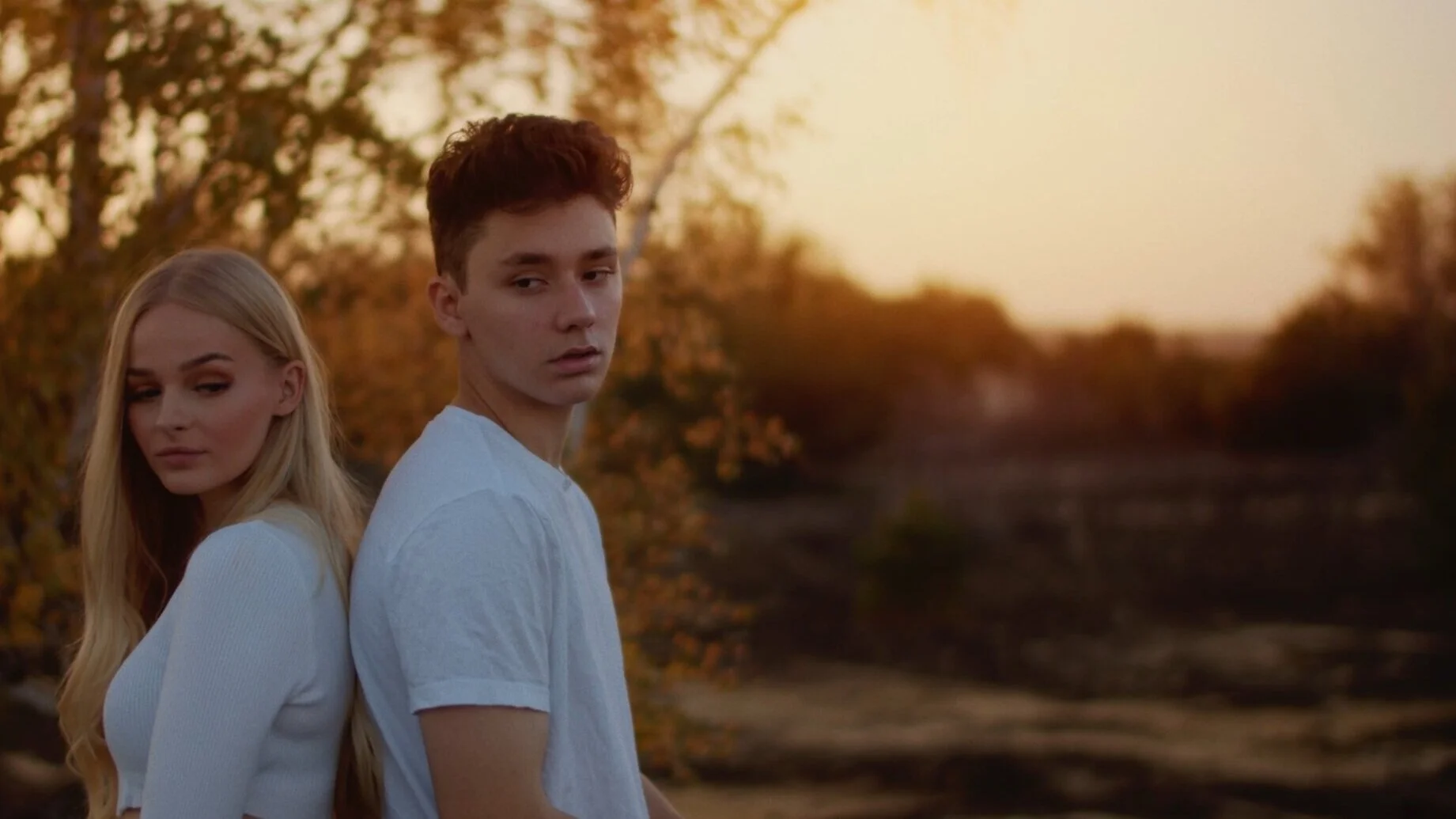 Lass dich fallen - FLY (Music Video) prod. by Abija | Krass Klassenfahrt