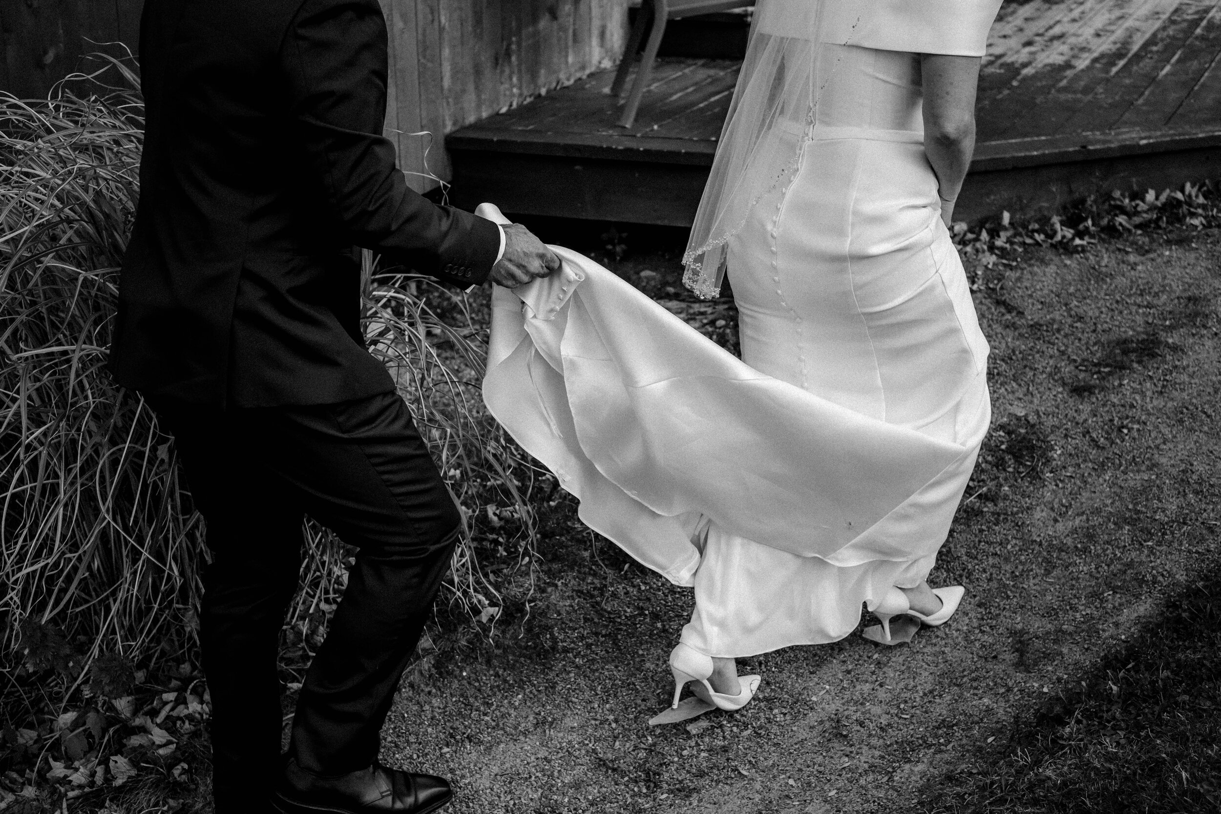 Fall Elopement in Quebec Laurentians-74.jpg