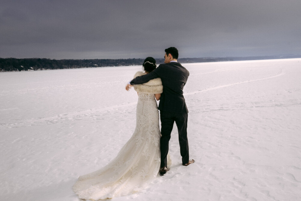 Manoir Hovey Winter Elopement_WEB-378.jpg