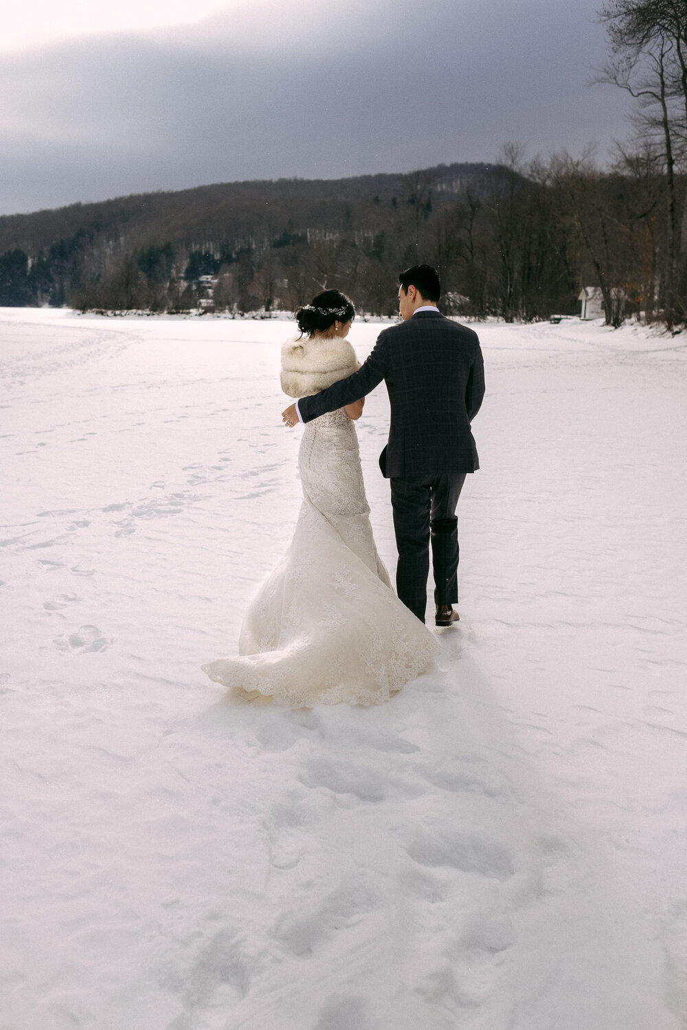 Manoir Hovey Winter Elopement_WEB-399.jpg