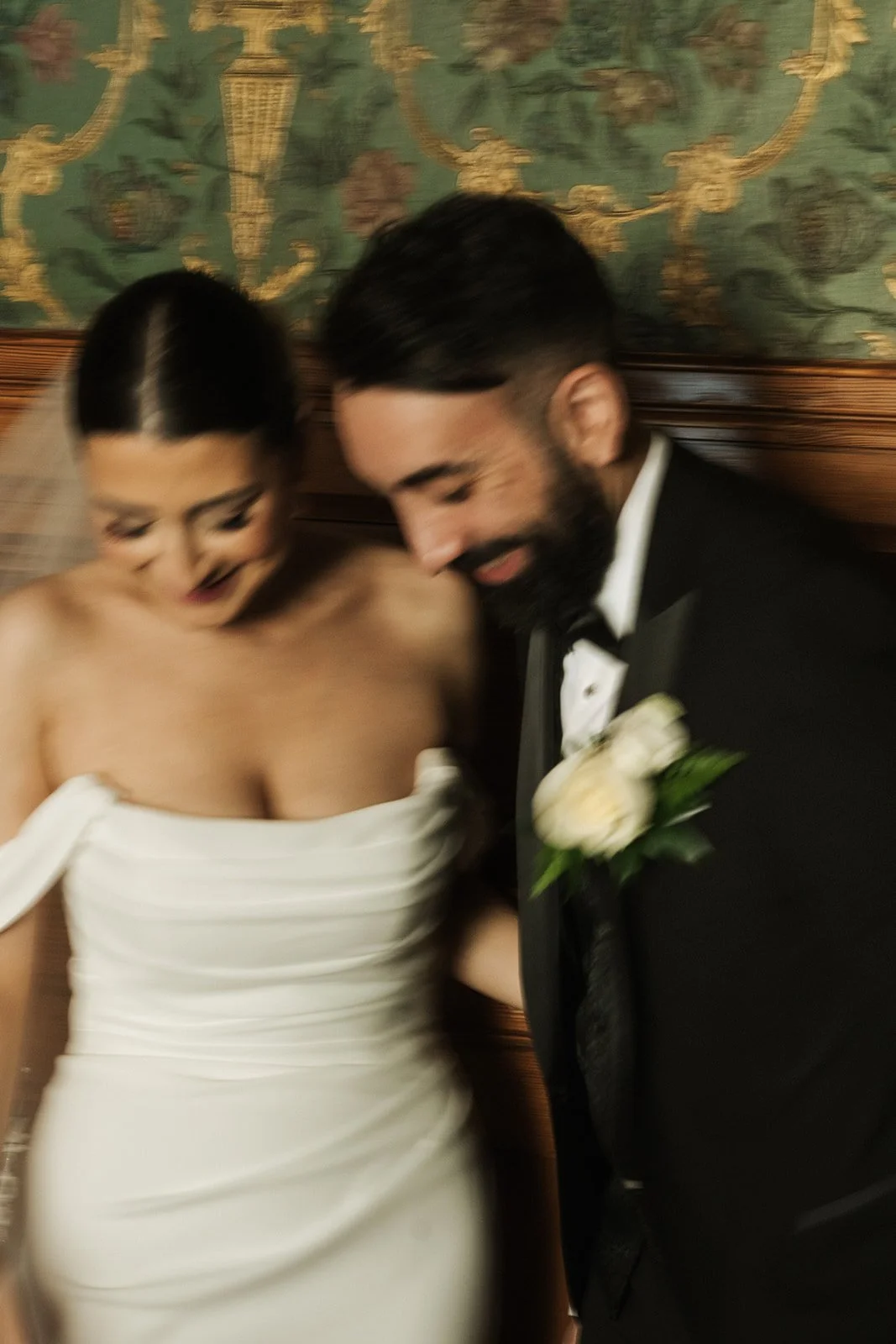 Le Mount Stephen Hotel Montreal Wedding - Annabelle Agnew -6.jpg