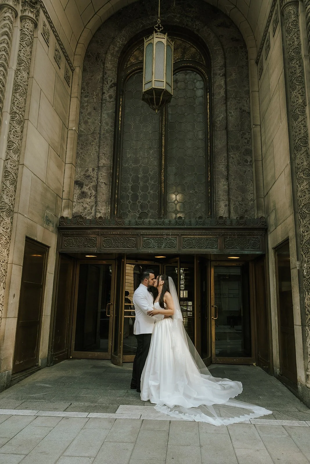 1 - Windsor Hotel Montreal Wedding - Rosalie Christopher-114.jpg