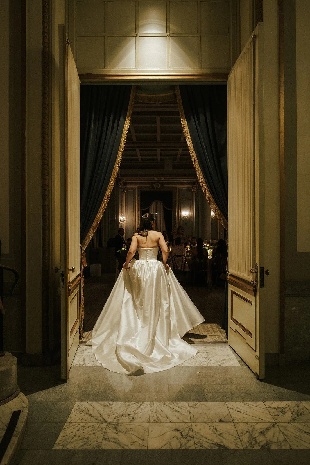 4 - Windsor Hotel Montreal Wedding - Rosalie Christopher-1.jpg-201.jpg