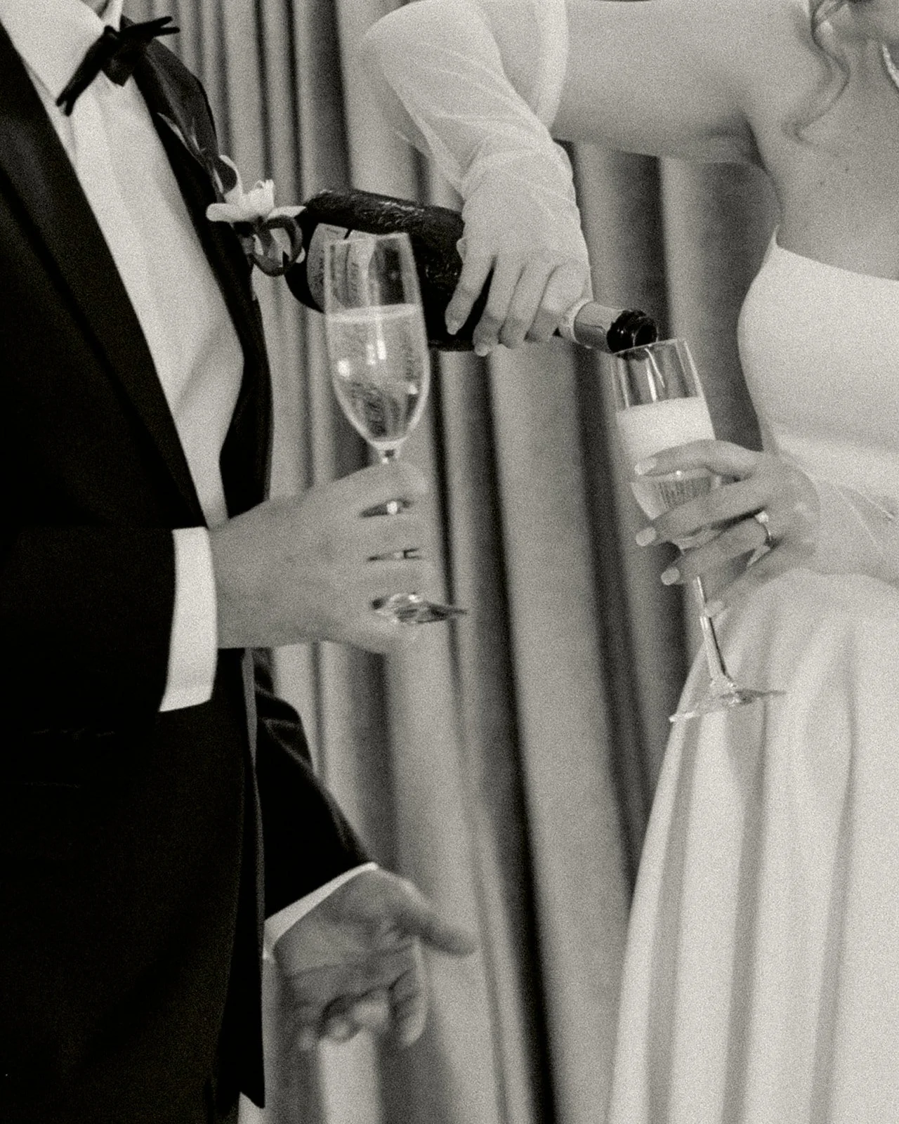 Montreal Winter Elopement Hotel Vogue - 13.jpg