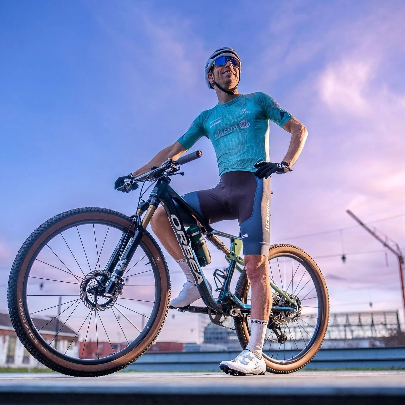 Still to fit to quit ! 
One more (and last) year to go with the flow ! 
LETS GO 🚀! 

Thanks @vdwwim for bringing the sun to Belgium and the absolute stunning pictures ! 

Thanks to everyone involved for making this, without any doubt, a very special